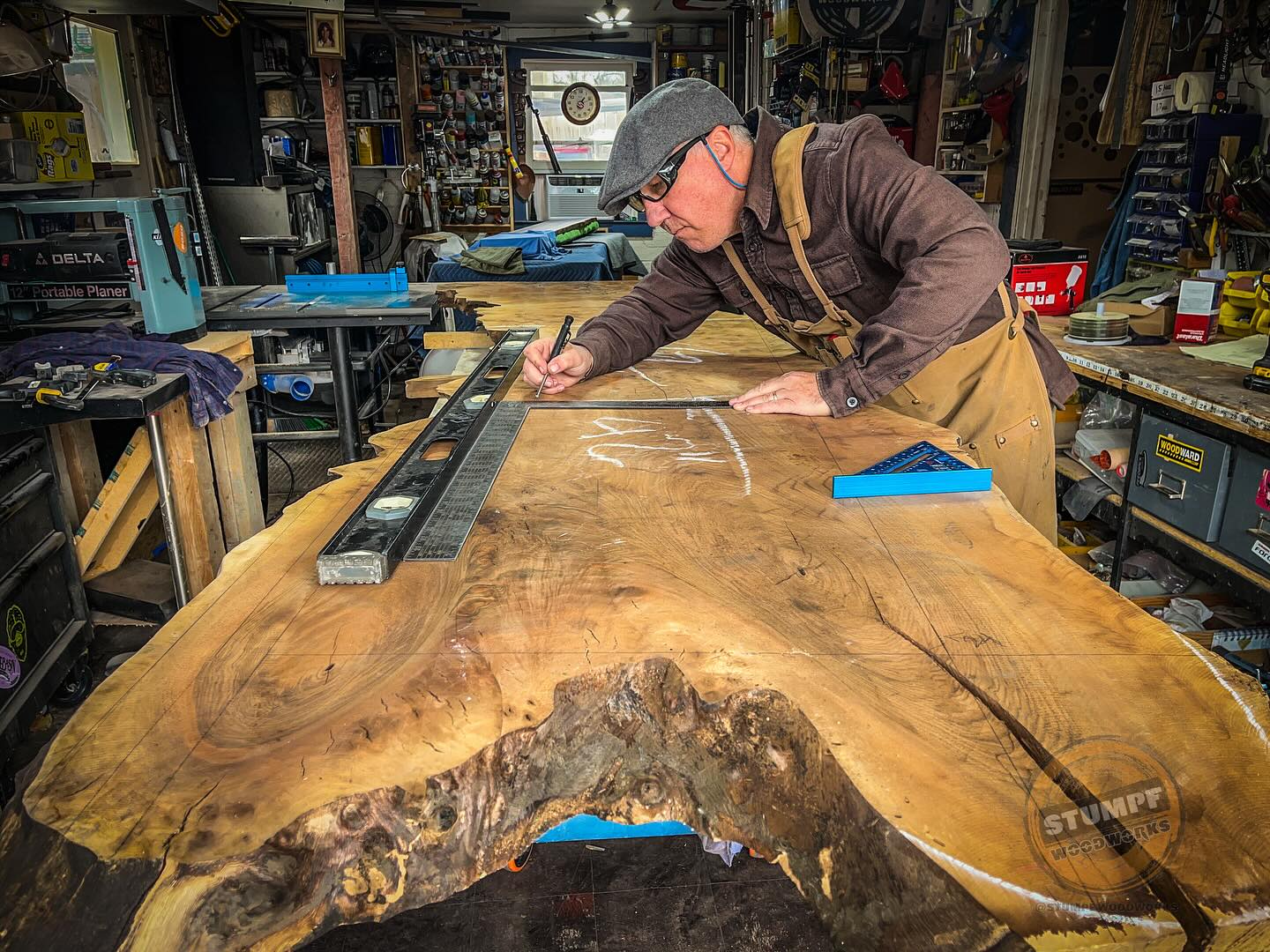 Getting a baseline for a walnut and steel waterfall vanity. Gonna be a beauty 🪵
#StumpfWoodworks #MakeGaragesDirtyAgain #TreeToTable