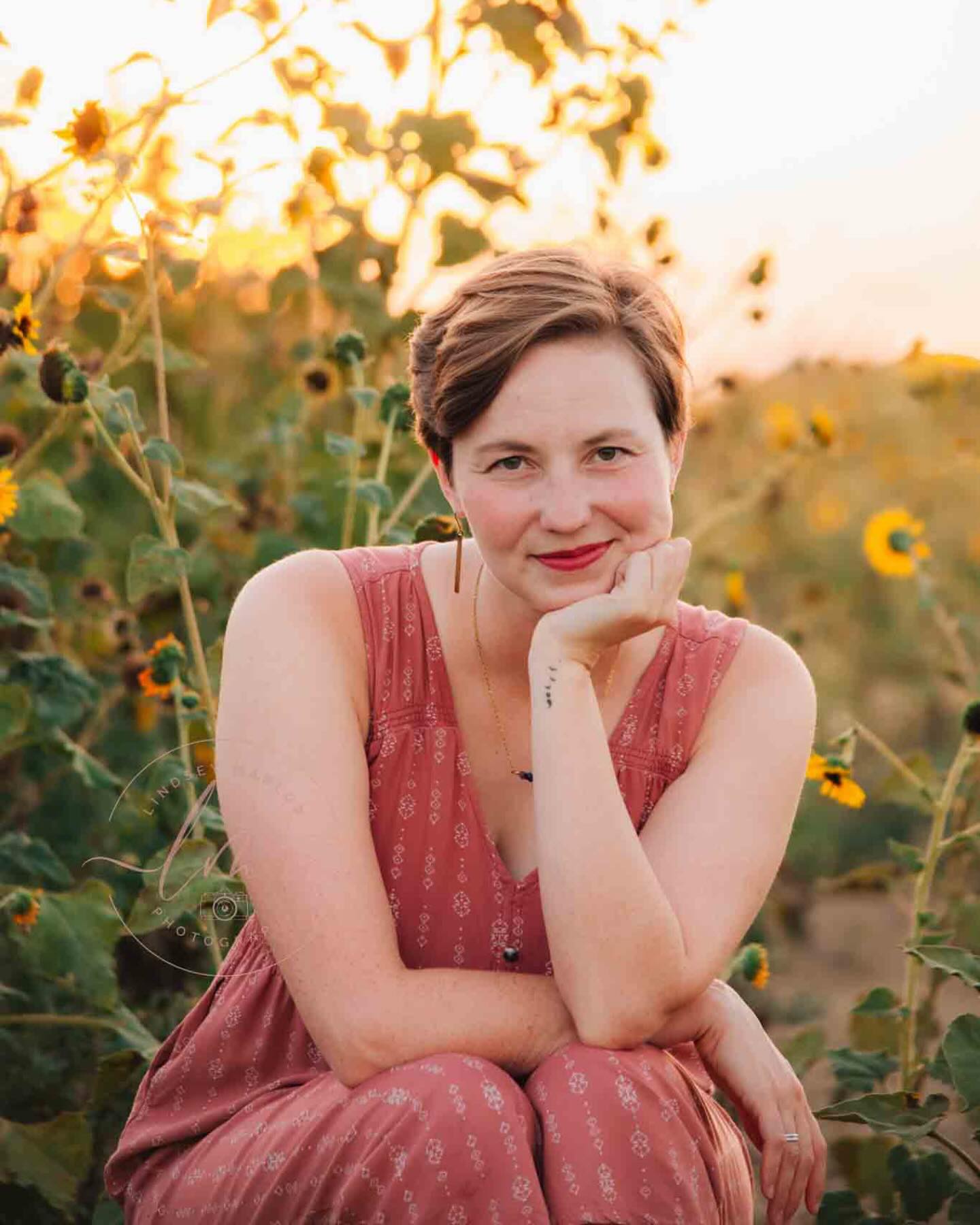 Hello, I’m Megan!
She/her
☀️Pisces 🌿Eneagram 1 🥾Outdoor lover
And YOUR new favorite photographer!
🌈📸
Full-time music teacher and part-time photographer, you’ve got a fun, organized, flexible, and passionate photographer to capture your most precious milestones.
Celebrating queer joy and families is my favorite! I want you to feel like your best self and have confidence radiating through your photos. I do my best to communicate before, during, and after so you know what to expect and can relax.😎
My favorite photographer sessions?
💕elopements and weddings
💍 proposals and engagements
🥰 Seniors and families
What types of amazing milestones do YOU look forward to this year?
#queerphotographer #wowphotography #dallasphotography #dfwphotography #dentonphotographer #dallasphotographer #