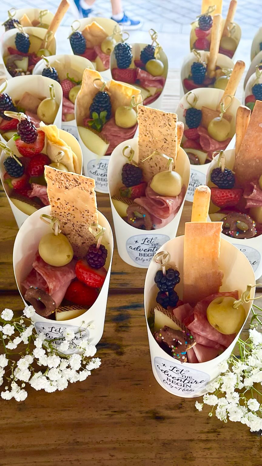 Tiny cups, big snacks 🧀✨
Our charcuterie cups may be just what you’re looking for at your next graduation party, bridal shower, or gender reveal! Order now at the link in bio 🤩