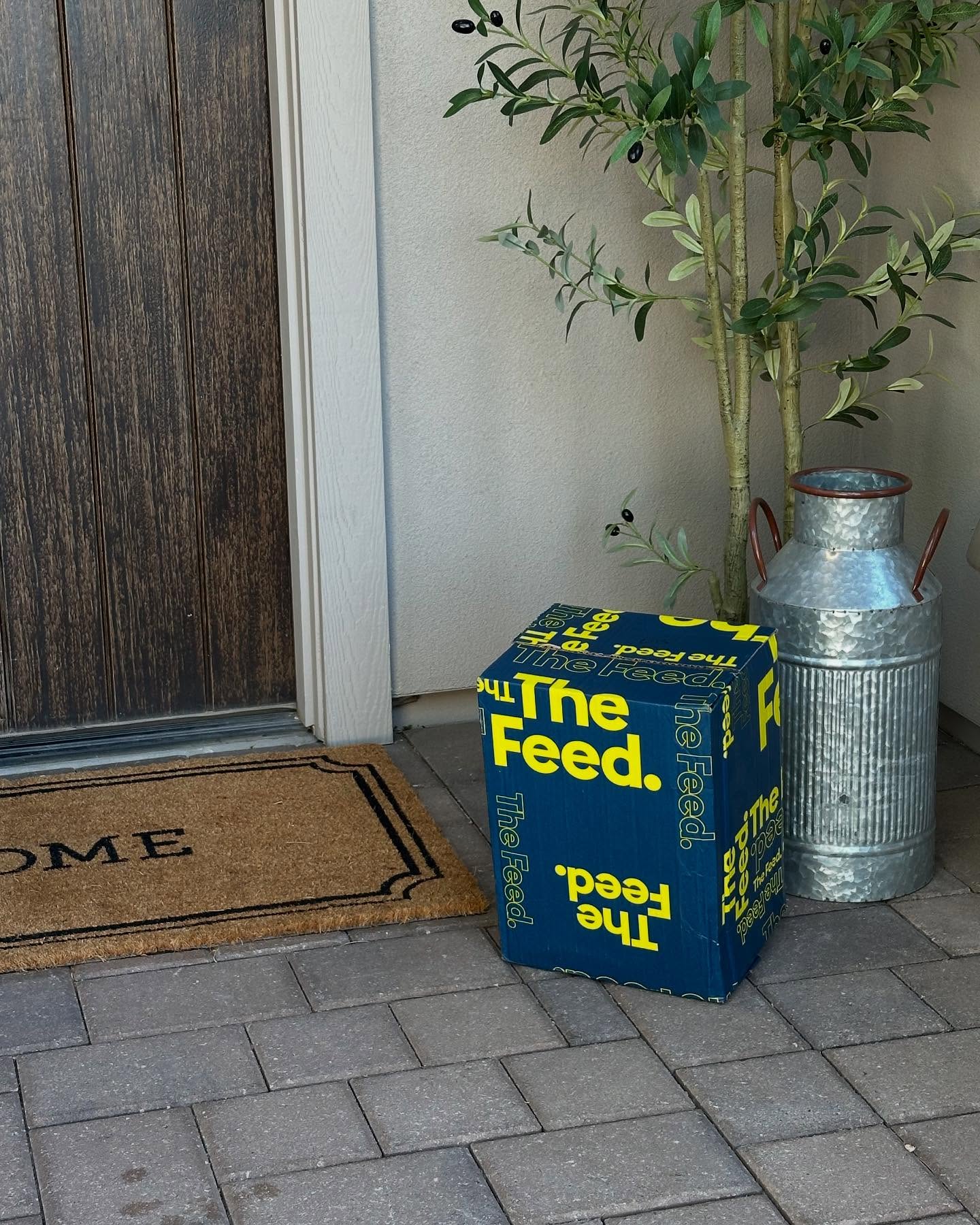 Training for the World Cups in May with @usparacycling begins with preparation and preparation always begins with @thefeedme … and puppy kisses for added motivation!!!