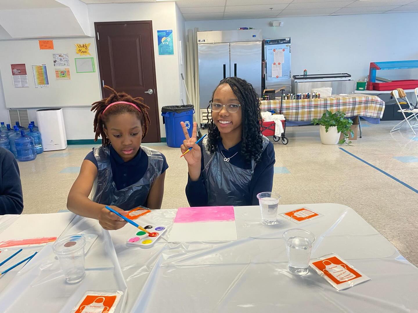 Our scholars are getting creative with their painting projects! 🎨🎨 Watch as they express themselves and unleash their artistic talents. We’re so proud to see them explore their creativity and develop new skills. #ArtInAction #CreativeScholars #AfterSchoolAllStars #YouthArt