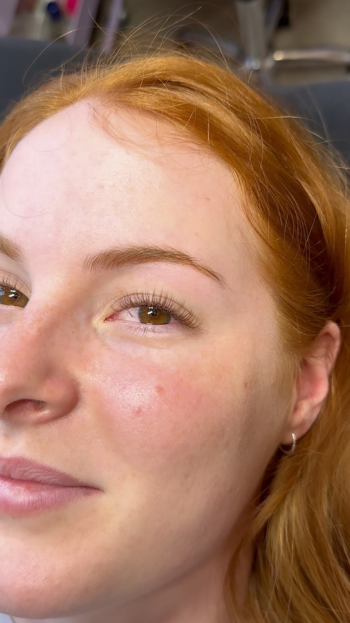 Angelic ✨👼🏼
I’ve used @lashphoria_uk Cookie Dough extensions in CC curl in 0.03 to create this look.
#eyelashextensionsnorthampton #eyelashesnorthampton #eyelashextensions #wetlooklashes #fluffyclassicsnorthampton #naturalextensionsnorthampton #naturaleyelashextensions #angellashnorthampton #angellashes #auburnlashes