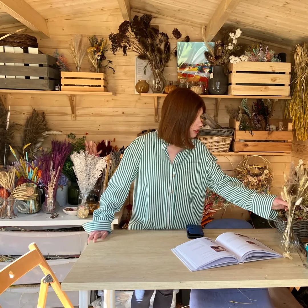 Time in flower cabin 😊
#happyplace❤️
