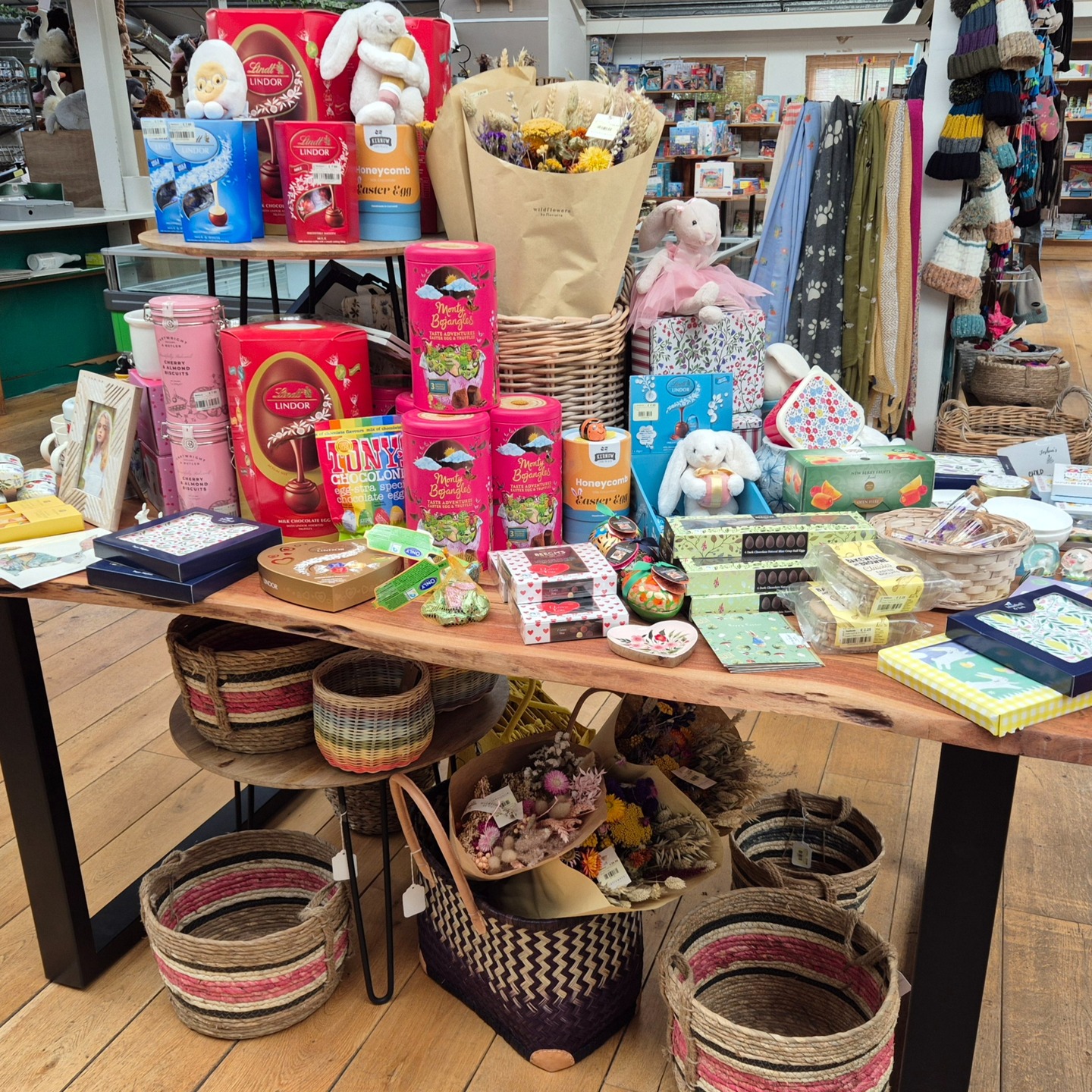 🌸🐣 Hop into Easter at Joshua's! 🐰🍫
Our Easter display is bursting with springtime joy! 🐇💐 Come and browse our handpicked selection of delicious Easter eggs (quick, before they all run out!) and thoughtful seasonal gifts – including dried spring flowers and adorable bunnies! 🐾✨
Whether you're putting together the perfect Easter basket or just looking for something sweet to treat yourself, we’ve got you covered! 🧺💛
#EasterTime #EasterDisplay #chocolateeggs #EasterBunnies #ShopLocal #EasterGifts
