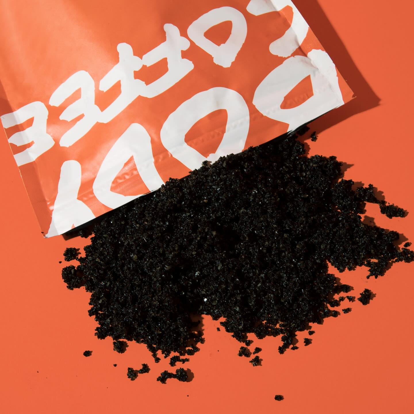 It’s time to get that Queen Esther Glow! Buff away buildup and boost your glow with our Exfoliating Coffee Scrub from our Body Coffee collection—now in two sizes. 🫶🏽🧡☕️
Try our 4 oz mini size for on-the-go glow, or stock up on the full size for weekly self-care.
#yemicosmetics #FaithInYourGlow #yemitribe #GlowWithIntention #cosmetics #beauty #bodycare #skincare #christianbeautybrand #jesuschrist #faithbasedbrand #coffee #coffeescrub #bodyscrub #blackowned #indie