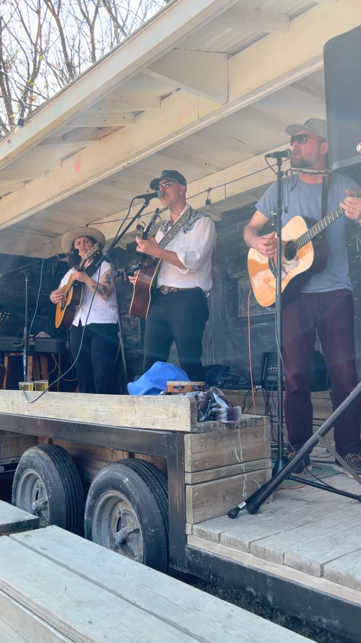 Buffalo vs Train : Soulful Sounds from SLC to SXSW
Imagine an easy afternoon, the kind where the music wraps around you like a warm breeze. That’s the magic Buffalo vs Train brought to @keystoneartistconnect Hangover Brunch showcase in Austin last month during SXSW.
With the spellbinding harmonies of @michellemoonshine @morgansnowmusic and @johnjoslindavis, this Salt Lake City trio delivered a set that felt like an old friend’s embrace. ☀️
🎤 Like what you hear? Go give them a follow @buffalovstrain
Catch more dreamy discoveries on @thebandwagonmaven. #BuffaloVsTrain #SXSW2025 #BandwagonFinds