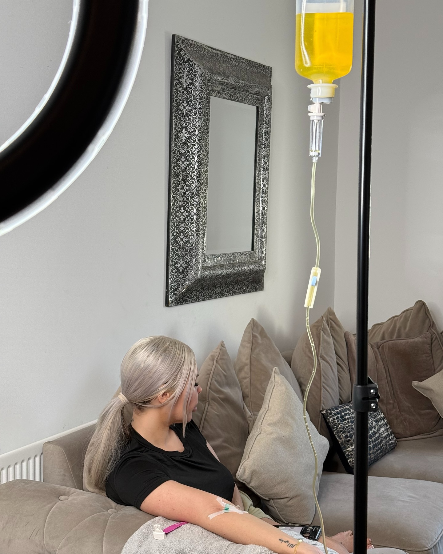 Our most popular energy & immunity drip for our gorgeous client @missisabelleberry helping give her a boost as a new mummy all from the comfort of her own home 🏠