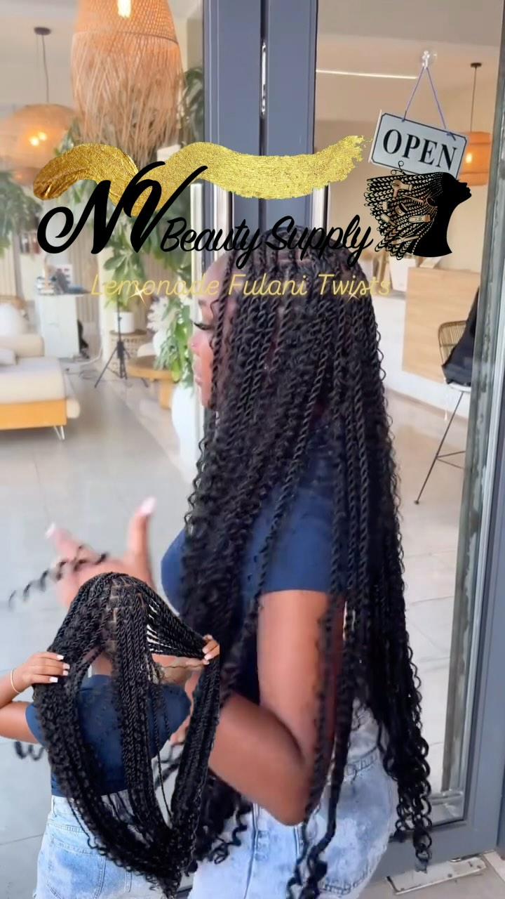 Good Morning “Lemonade Fulani Twists” 🤩 Current Very Popular Hairstyle! We love it! You will too! Contact us today on WhatsApp 📲 for the hair you will need to recreate this beautiful style. #dakarsenegal #senegal #gambia