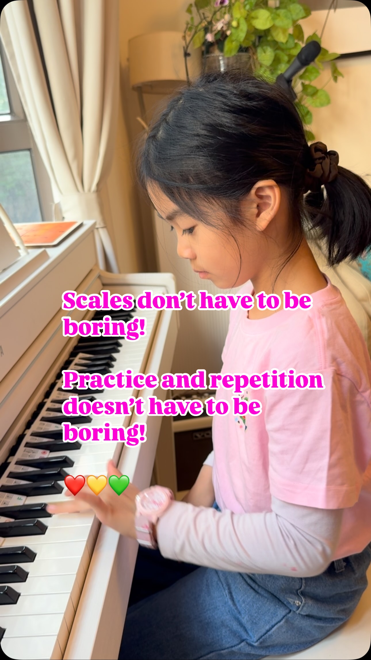 Want a student to slow down, repeat several times, and fix those finger habits… even with something boring like a C major scale?
Try adding a beat.
We used a rhumba groove — and it worked instantly.
✅ Slows them down
✅ Makes repetition musical
✅ Helps technique without the lecture
Don’t sleep on the power of the groove.
It’s not just for fun — it’s for focus.
#MusicTeacherHack #PianoTeachingTips #PracticeWithPurpose #CreativeMusicTeaching #HarmonylandVibes #pianoteachingcommunity #pianoteachersingapore #piano🎹 #piano #pianoteacherlife #pianoteachingideas #pianoteachingtips #musicteachersrock