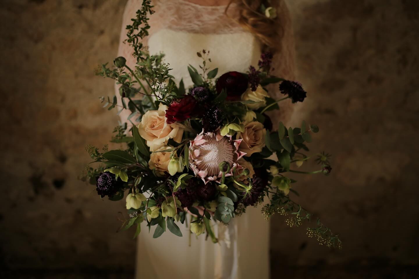Throw back to when I got married… sort of!
When the models pulled out of this 2017 shoot last minute, there were few options other than to step in myself. Well, if the dress fits…!
I absolutely loved being bride for the day, although it gave me a deep empathy into how exhausting it is for a bride - and I didn’t even have any of the emotions to contend with!
Such a fabulous intimate team on this one:
🌼 Absolutely gorgeous florals (as always) by @le_coeur_sauvage
💄 My favourite HMUA @laura_cawte making me look pretty
👗 Dress from @bridalindulgence (boutique owner Kerri Marlow joins me on QuickFire Fridays in early May!)
📸 Photography by @sasa_adamovic_photography
🎂 Cake by baking goddess @woodenspoonbycoralee
#bohowedding #weddibgdesign #weddingplanner #frenchwedding #getmarriedinfrance #frenchweddingplanner