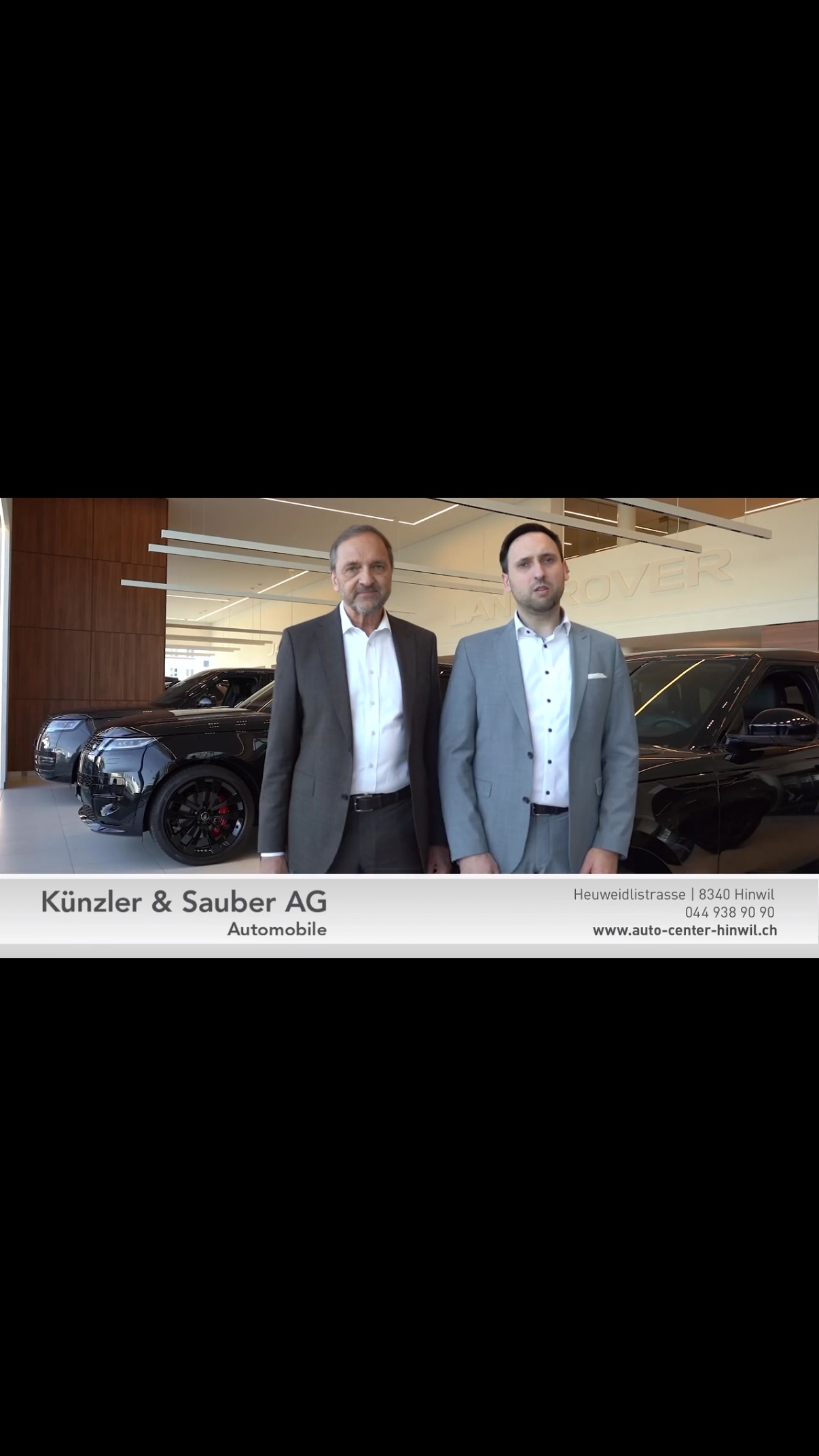 LAND ROVER PASSION PLUS – Deine Chance bis Ende Mai!
Prämien, Top-Leasingkonditionen & Rundum-Sorglos-Pakete.
DEFENDER
– CHF 5’000.– Trade-In Prämie
– CHF 10’000.– Loyalty-Bonus (bei Eintausch eines JLR-Modells)
– Leasing ab 2.99 %
– Inkl. 5 Jahre Swiss Service Package (Garantie, Service, Assistance)
⸻
DISCOVERY & DISCOVERY SPORT
– Bis zu CHF 10’000.– Eintauschprämie
– Leasing ab 2.99 %
– Swiss Service Package: 5 Jahre sorgenfrei unterwegs
⸻
RANGE ROVER EVOQUE
– CHF 5’000.– Trade-In Vorteil
– Leasing ab 2.99 %
– 5 Jahre Swiss Free Service, Garantie & Pannenhilfe inklusive
⸻
RANGE ROVER VELAR P400 – Prestige Edition
– CHF 10’000.– Prestige Bonus – auch ohne Eintausch!
– Leasing ab 1.99 %
– CHF 1’500.– Leasingzuschuss
– Prestige-Paket im Wert von bis zu CHF 8’880.– gratis dazu:
u.a. Metallic-Lackierung, 22” Felgen, Winterpaket, Dynamik-Modus
⸻
RANGE ROVER, RANGE ROVER SPORT
– CHF 10’000.– Eintauschprämie
– Right Here, Right Now Prämie: CHF 10’000.– auf Lagerfahrzeuge
– Leasing ab 2.99 %
– 5 Jahre Swiss Service inklusive
⸻
Zusätzlich für alle Modelle:
– Leasingzuschuss: CHF 1’500.–
– 5 Jahre Garantie (bis 150’000 km)
– 5 Jahre Service (bis 100’000 km)
– 5 Jahre Road Assistance
⸻
Jetzt durchstarten – Angebote gültig bis 31. Mai 2025!
Wende Dich an uns für Dein persönliches Angebot – wir beraten dich gerne.
#LandRoverPassionPlus #RangeRover #Defender #Discovery #Velar #Evoque #SpringDeals #LuxurySUV #AbenteuerStartetHier #SwissServicePackage