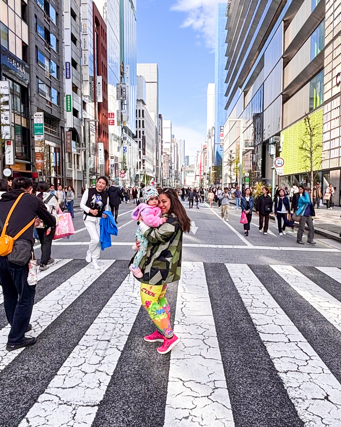 Ginza is where Tokyoโs modern luxury meets timeless tradition. I did not come to Japan for luxury brands nor window shopping so this visit was just around an hour for us, but itโ super worth it especially unique to experience the pedestrian paradise for the first time. So, I suggest to time it then.
๐๏ธ Discover exclusive boutiques & secret alleys
๐ถโโ๏ธ Enjoy a car-free stroll on Chuo-dori on weekends (12-17/18)
โ๏ธ Unwind at stylish cafรฉs and traditional tea houses
๐๐ป Whatโs your favorite Ginza experience?
โขโขโข
#Ginza #Tokyo #TokyoStyle #LuxuryShopping #TokyoLife #JapaneseCulture #TokyoTrip #InstaTokyo #TravelJapan #GinzaVibes