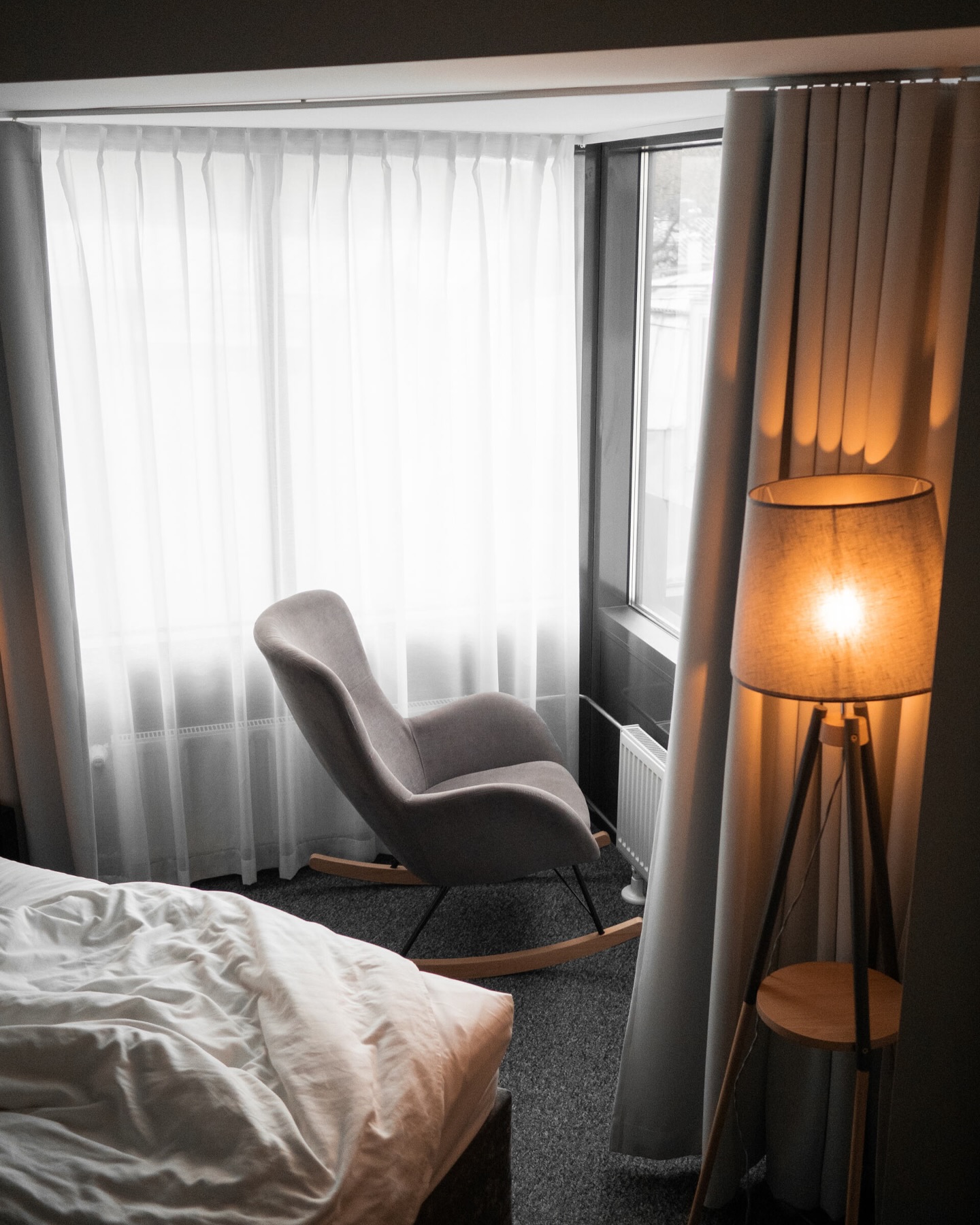 The weekend is near, so start it at Fonnental – where silence, coziness, and a sense of calm await 🤍!