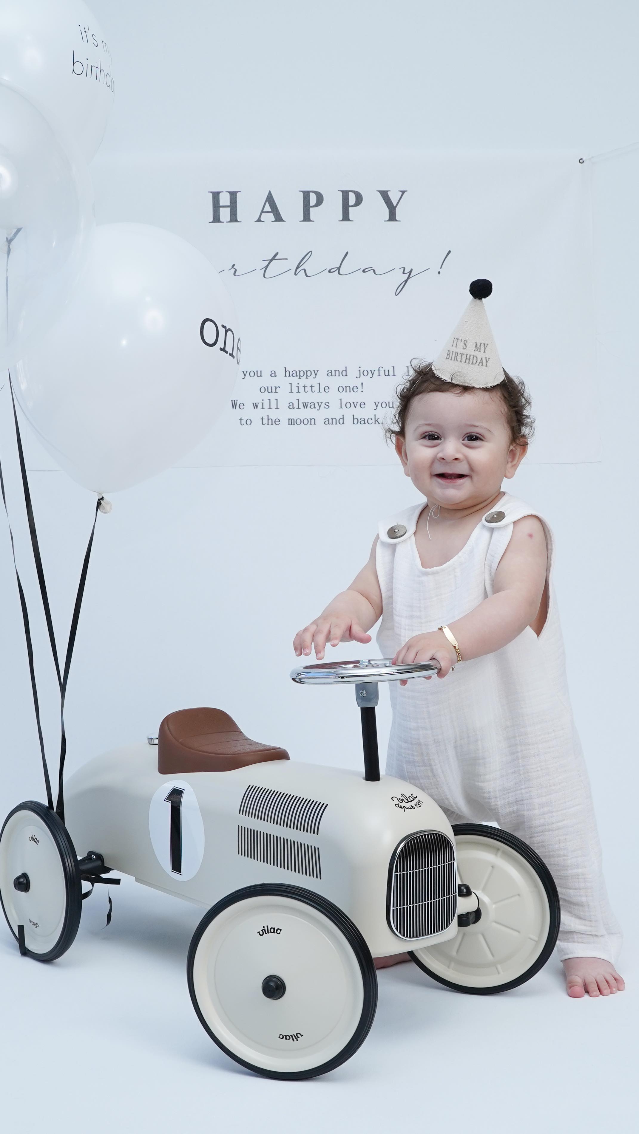 Birlikte güldük, birlikte anı biriktirdik… Dream Nest, bebeklik hatıralarının en özel durağı. Her karede sevgi, her dokunuşta ömürlük bir iz…
.
.
.
.
.
.
.
#DreamNestPhotography #bebekçekimi #çocukfotoğrafçılığı #istanbulfotografçı #sancaktepefotoğrafçı #mutlubebekler #minikanılar #newborn #one #1yaşçekimi #happybirthdaytoyou #sancaktepebebekfotografcisi