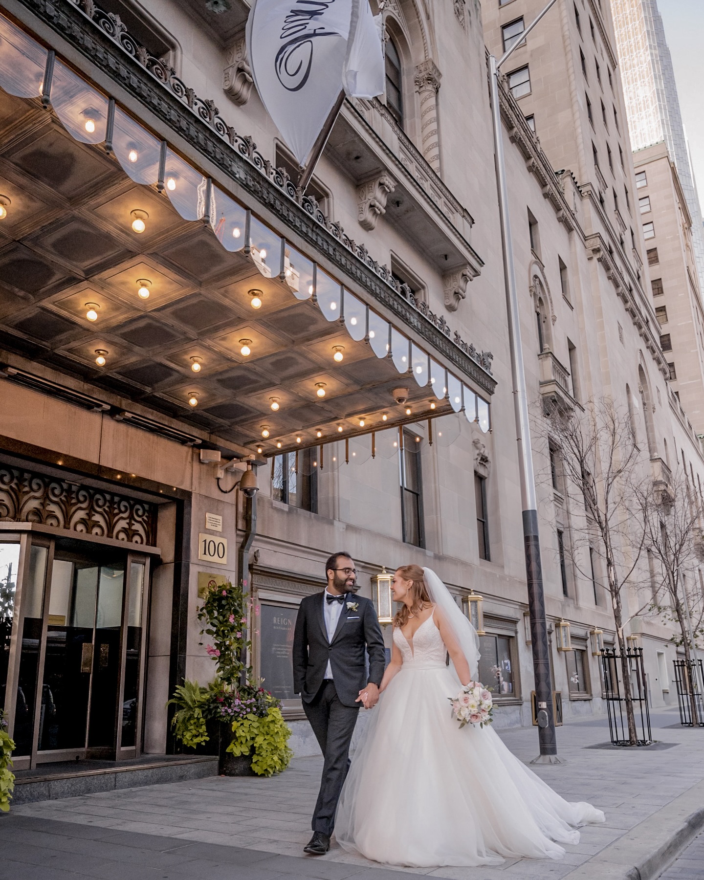 A forever kind of love 💕
Photography & cinematography: @sollisstudio
For: @alexadaswani & Kabir Daswani
Planner: @blisstoronto
———
#wedding #weddingseason #engagementsession #luxuryweddingphotographer #destinationwedding #wedluxe #destinationweddingphotographer #destinationweddingphotographer #floridaweddingphotographer #miamiweddingphotographer #nycweddingphotographer #torontoweddings #torontoweddingphotographer #bridetobe #bridalinspo #torontobride #voguewedding #vogueweddings #vogueweddingphotographer #editorialwedding #editorialweddingphotographer #engagementshoot #engagementsession #engagement #minisession #authenticlovemag #feel_wedvibes #weddinginspiration #caratsandcake