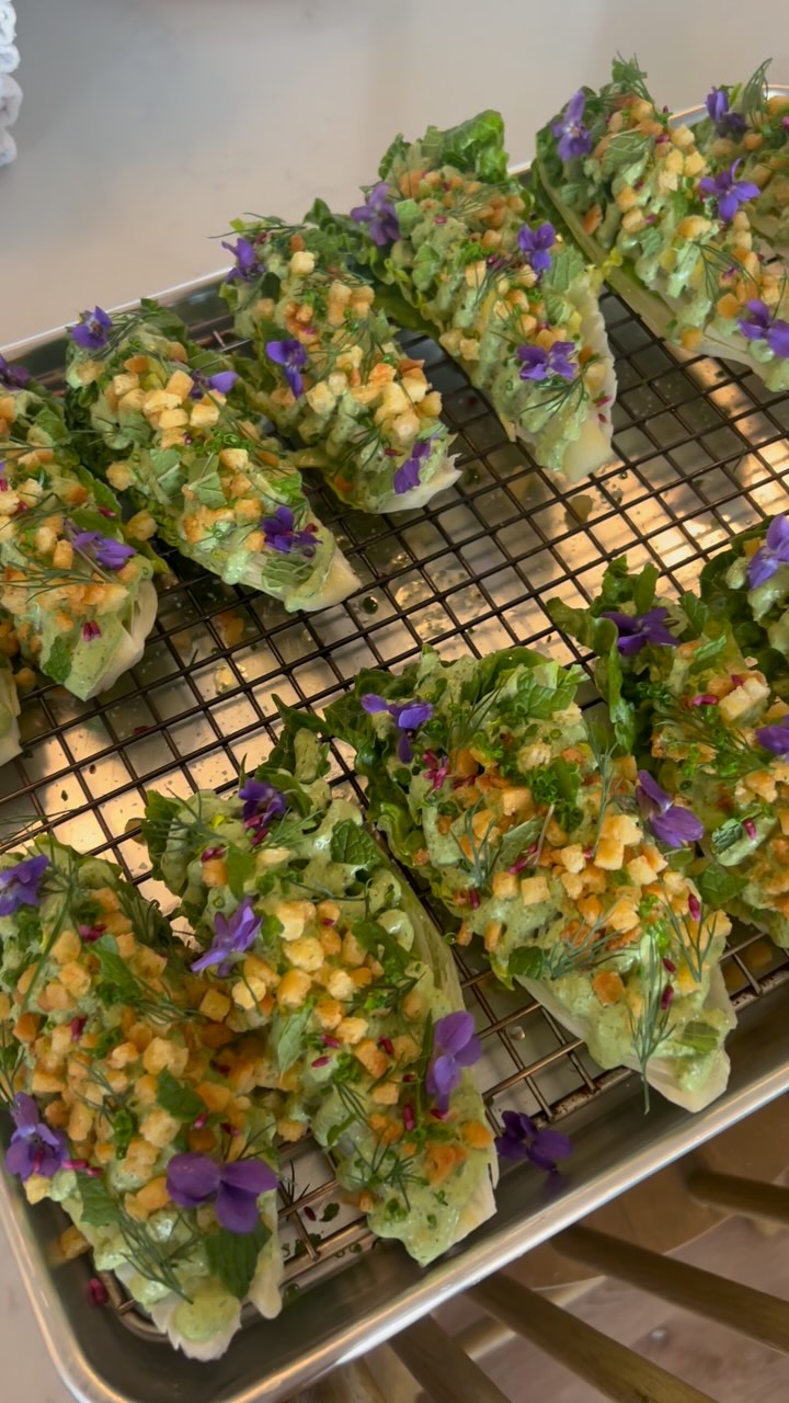 Ramp green goddess, baby gem, and all the spring items we could find in the garden.
#privatechef #grandrapids #eater #jamesbeardfoundation #privatedining #phoneeatsfirst #finedinning #grandrapidsmi #westmichigan