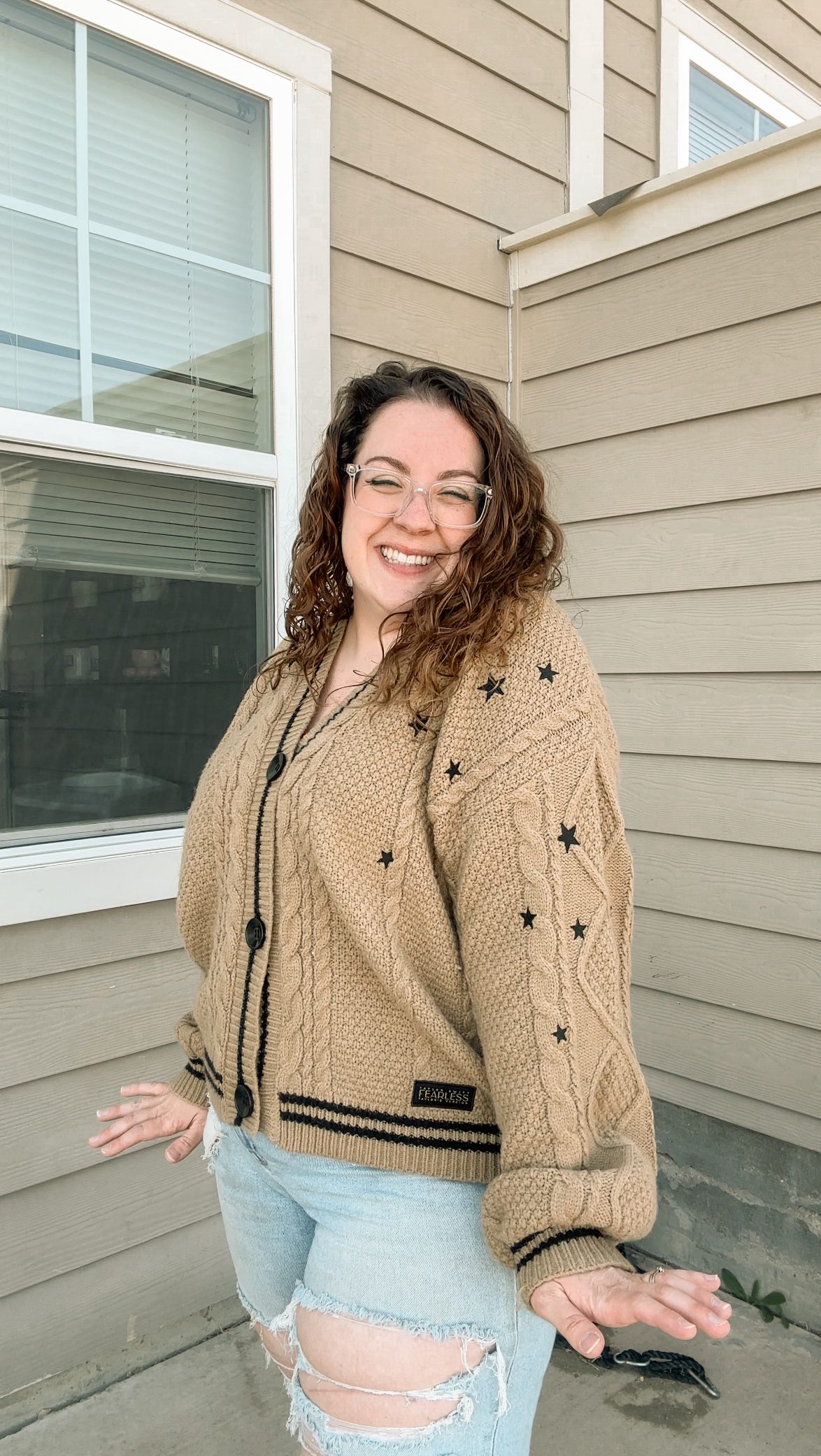 This might replace Midnights as my favorite Taylor Swift cardigan because it’s SO SOFT ✨
#TaylorSwift #TS #Cardigan #FearlessTV #FearlessCardigan #FearlessTaylorsVersion #Swiftie #Swifties