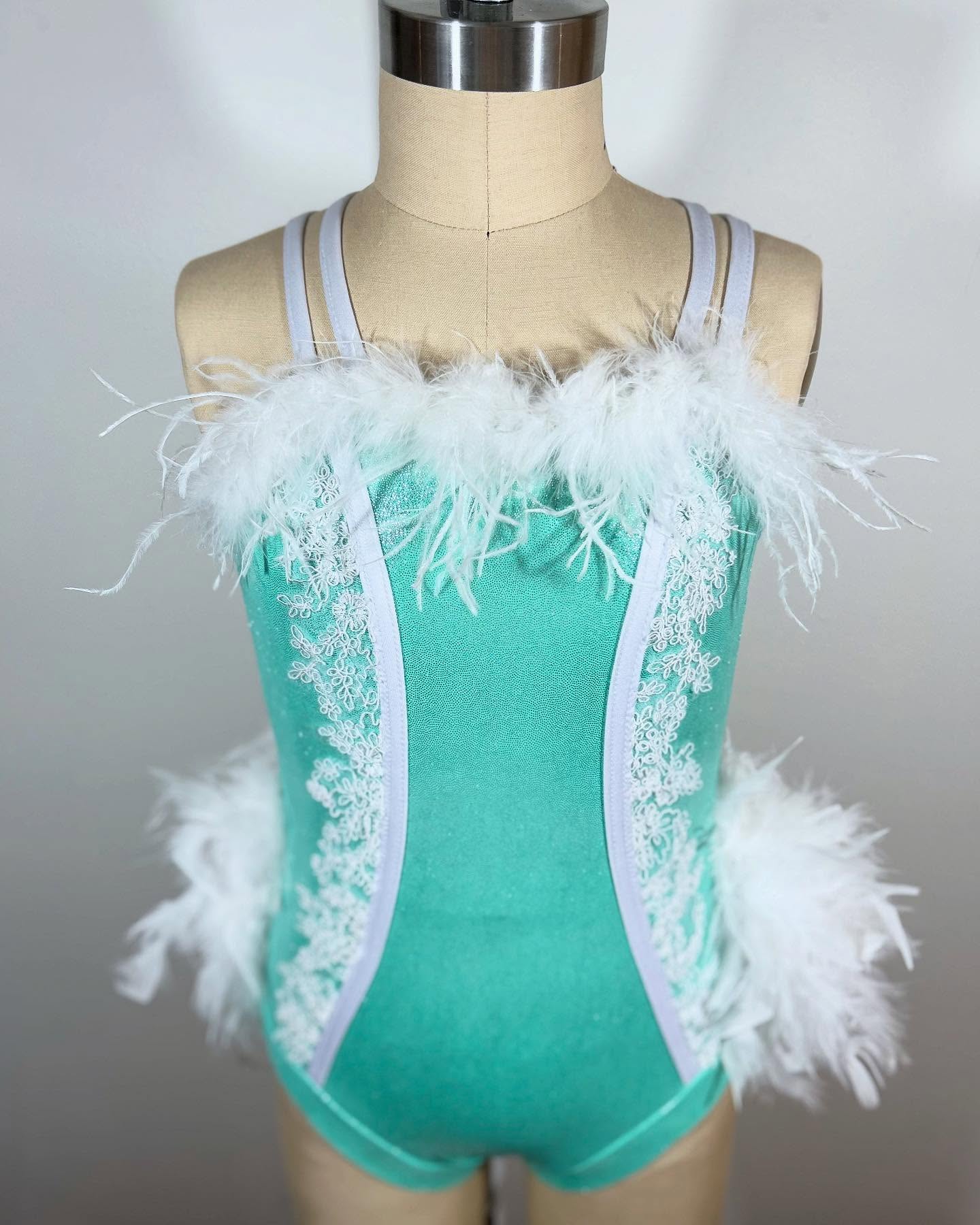 Dancer: Avi
Studio: @bloomdancecompany