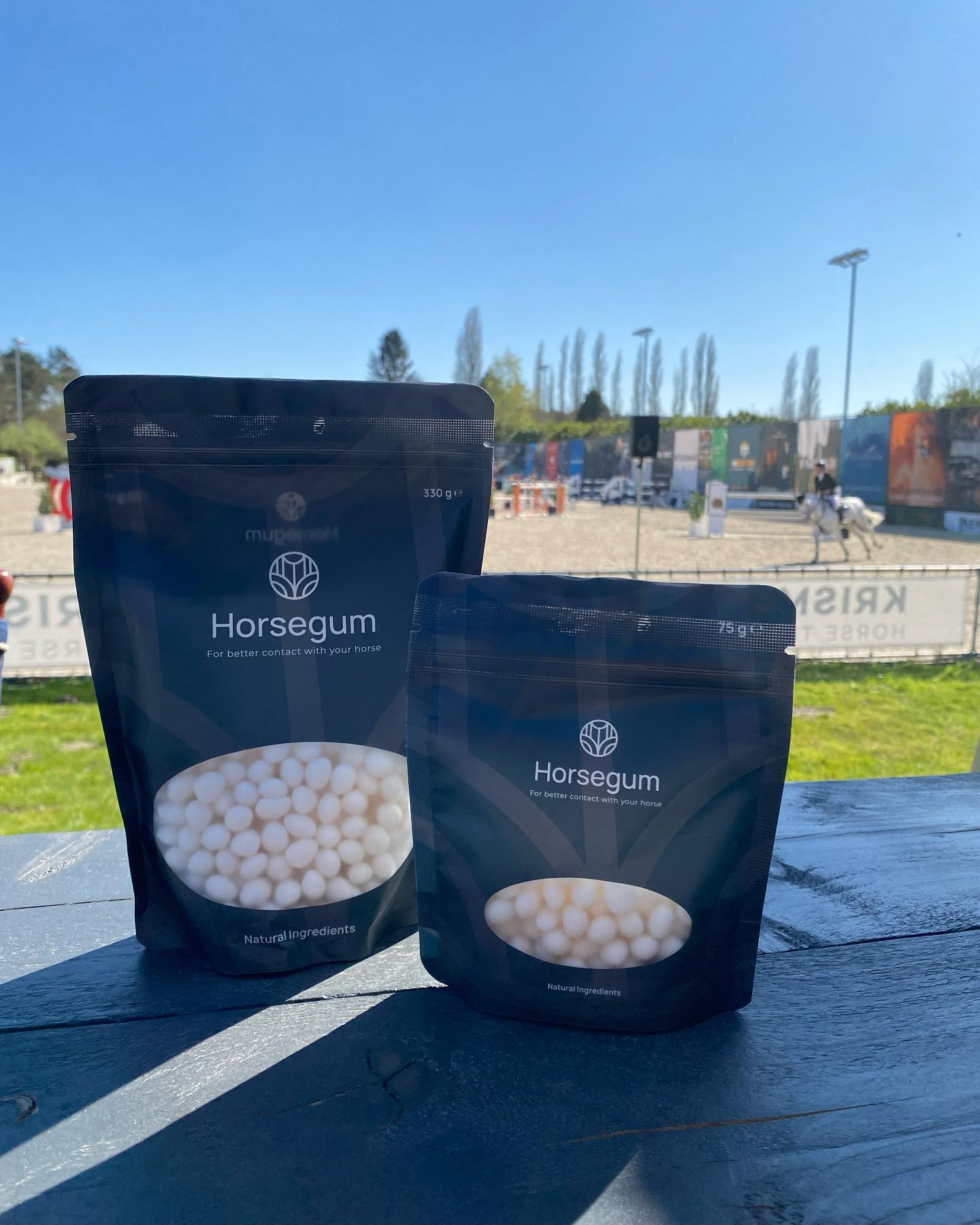 Horsegum now available #horsegum#csibonheiden#teethgrindingtreatment#horse#salivaproduction#tandenknarsen#nageeflijkheid#aanleuning#ontspannenkaken#natuurlijkeingrediënten