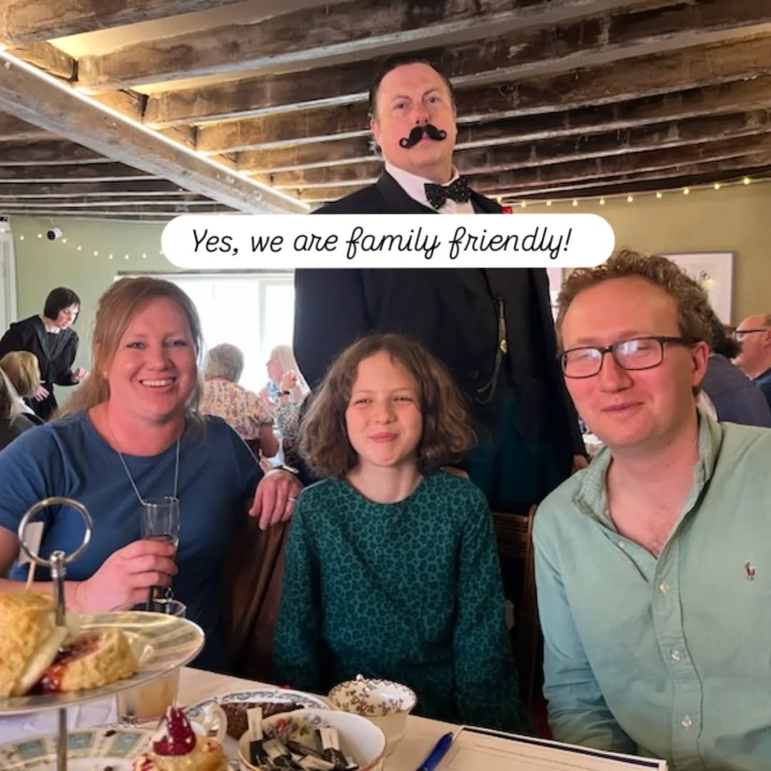 Our events are suitable for everyone from 10 to 100! Lovely to welcome Ada and her family to our #Poirot themed Afternoon Tea Murder Mystery at @shamblescafenorfolk in North Walsham this afternoon. Thank you for permission to post...we loved entertaining you!
#familyentainment
#poirot
#immersivetheatre
#afternoonteamurder