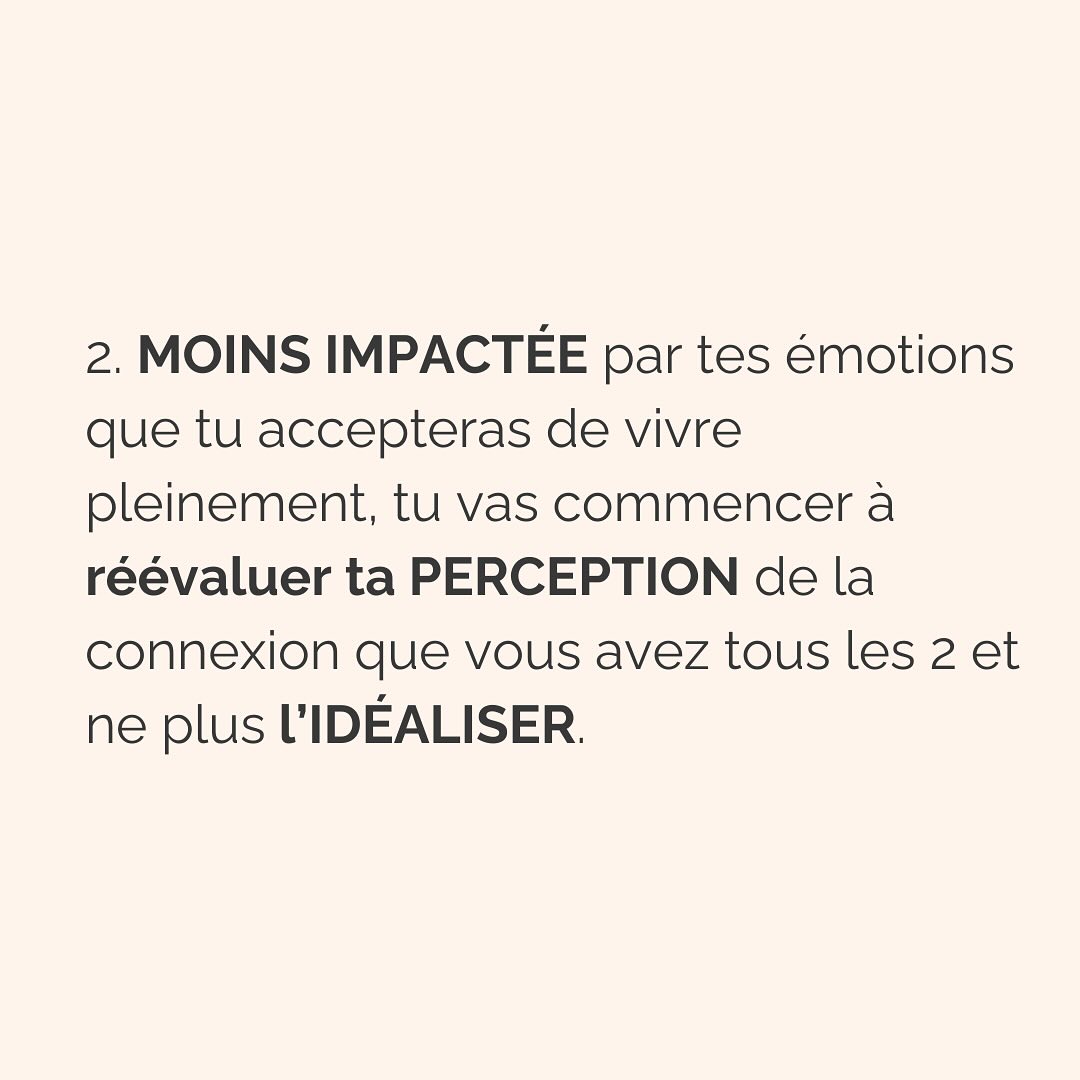 Ce travail d’amour de toi, d’acceptation de tes émotions, ne s’arrêtent pas une fois que tu as réussi à partir.
Parce qu’après peuvent venir les regrets, les doutes, le manque.
Et tout ça aussi fait partie du processus.
Plus on passe de temps dans une relation qui nous détruit, plus on se demande si on a fait le bon choix, une fois partie.
Cette réponse-là, du bon choix ou pas, tu la connais déjà. Aucune thérapie ou coaching ne peut t’offrir ça. Parce que tu as déjà toutes les ressources en toi, et que tu sais mieux que personne ce qui est bon pour toi.
La thérapie n’intervient que pour te guider vers un chemin que tu n’arrives pas à emprunter seule. Parce que c’est trop dur, parce que ça fait peur. Et même, parfois, parce que ça fait mal.
Mais savoir si tu as fait ou non le bon choix de quitter une relation qui te faisait du mal, rien ni personne ne pourra jamais le décider à ta place.
———————————————————————————
Je suis Emilie, thérapeute & coach diplômée spécialisée dans la dépendance affective.
J’aide les femmes qui souffrent de schémas toxiques répétitifs à aimer sereinement et librement, sans plus jamais s’oublier.
Je les accompagne pour qu’elles puissent passer de la théorie à la pratique. Avoir des prises de conscience c’est bien, voir des changements concrets dans sa vie, c’est mieux.
Passons 30 min ensemble pour apprendre à nous connaître ! Rdv dans mon lien en bio pour accéder à mon agenda ou sur mon site : Emilie-leduc.com
#dependanceaffective #manipulation#relationtoxique#addiction#dependance#peurs#blessuredabandon#rupture#couple#hypersensibilité #emotions #gestionemotions #hypersensibles #abandon #perversnarcissique #depression #blessuredelame #selflove #amourdesoi #tinder#date#rencontre #angoisse#solitude #lovecoach #pn #devperso #amourdesoi
