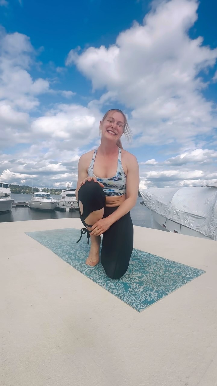 The last year or two have been challenging for me - lots of opportunities to look at the way that I’ve been doing things critically, opportunities for growth. The stories we tell ourselves have powerful influence. Self love can be a practice. The more I work out the easier that practice becomes.
I want to wrap myself up in self love, and I want practice changing my narrative. What about you?
#emotionalgrowth #internalnarrative #excersiseformentalhealth #practisingselflove #personaltrainer #columbiacityseattle #personaltrainerseattle #excercisemotivation #yogaflow #yogaoutdoors #boatlife