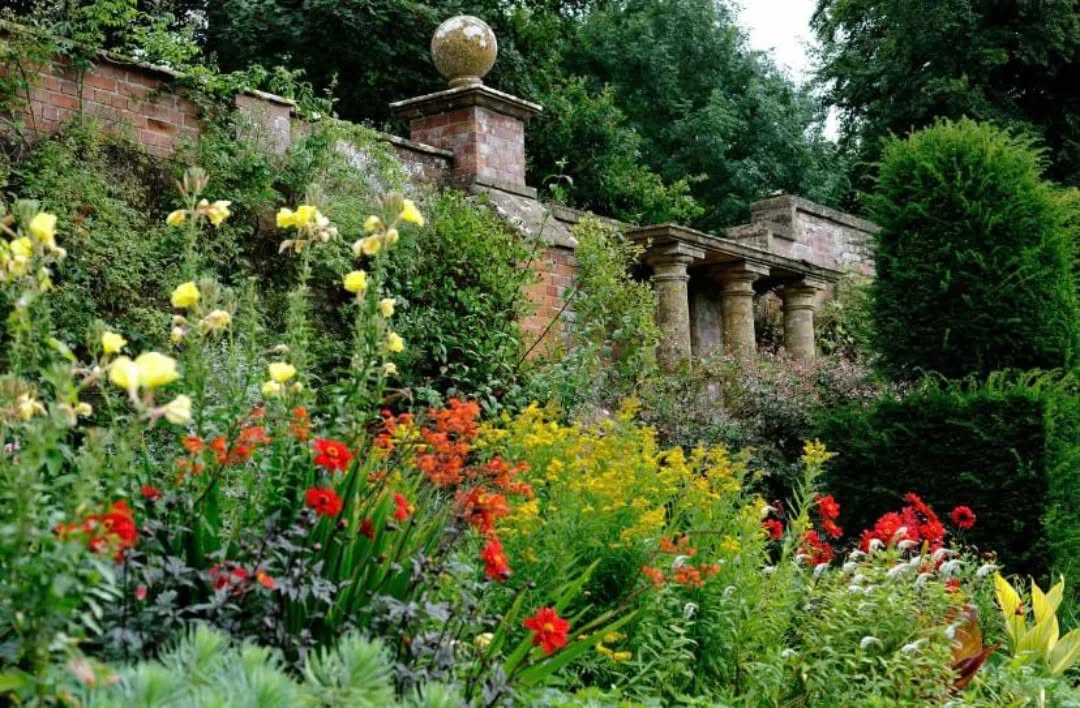 Delighted to see Harriet Green in the Observer Magazine writing about our wonderful nearby Bridport: "Dorset's charming town is bursting with appeal."
We're especially pleased our friends Jason Goodwin and Simon Tiffin get a shout out, running G&T Garden Tours here "at the lovely Symondsbury Manor", now in its third year!
https://www.theguardian.com/travel/2025/apr/13/bridport-revisited-great-reasons-to-return-to-the-market-town
#symondsburymanor #symondsbury #dorset #bridportholidays #bridportlife #bridportdorset #jurrasiccoast #dorsetcoast #countryholidays #countryholidaysuk #englishmanorhouse #englishmanors #englishmanor #englishmanorhousestyle #selfcateringaccommodation #selfcateringholidays #selfcateringholidaysuk #selfcateringholidaysdorset #dorsetholidays #uniqueholidayrentals #holidayrentalsuk