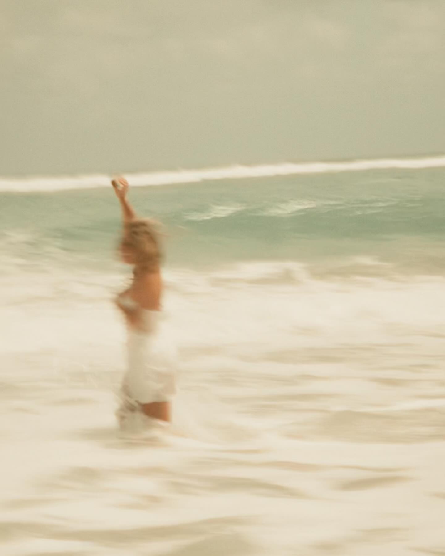 MAVI Glow not only provides essential after-sun nourishment, but also helps prolong your sun-kissed glow.🌞🥥
I PRE-ORDER AVAILABLE I
Mavicoastal.com