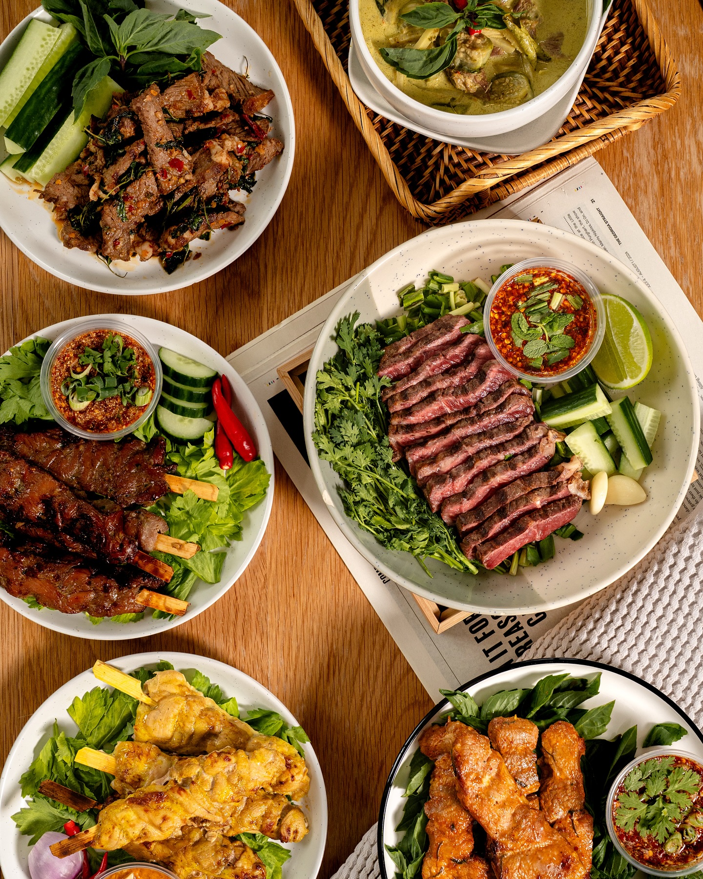 🥘 New Menus Alert 🥘
We have more than 10 menus ready for delivery around Fraser / King Edward in Vancouver!
Experience authentic Thai flavors that transport you to Thailand with every bite! Plus, enjoy our rich Thai milk tea and sweet and sour tamarind juice to perfectly complement your dishes!
Here are some of our popular menus:
✨Pad Thai (Pork / Chicken / Beef)
✨Green Curry (Chicken / Beef)
✨Red Curry (Chicken / Beef)
✨Grilled Pork Skewers with Sticky Rice (4 pieces)
✨Spicy Grilled Sirloin Beef Salad (Nam Tok Neua)
✨Tom Yum Soup
✨Garlic Dry Mixed Noodles
✨Dry Mixed Noodles
✨Shrimp paste Fried Rice
✨Banana Blossom Salad (Seafood / Salted Egg)
✨Satay Skewers with Sticky Rice (4 pieces: Pork / Chicken / Beef)
✨Thai BBQ Wings (6 pieces)
✨Thai Coconut Galangal Soup
🍹Thai Iced Tea
🍹Thai Tamarind Tea
🧡 Open daily 9am - 8pm. Delivery around Vancouver. DM to order! 🧡