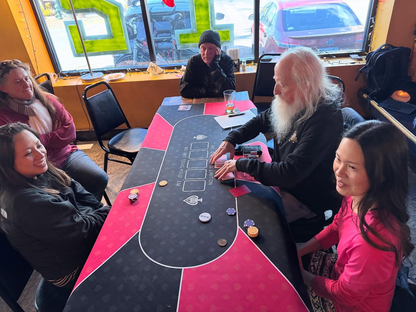 Ladies bringing it home. Final 2 at the Quarterly.