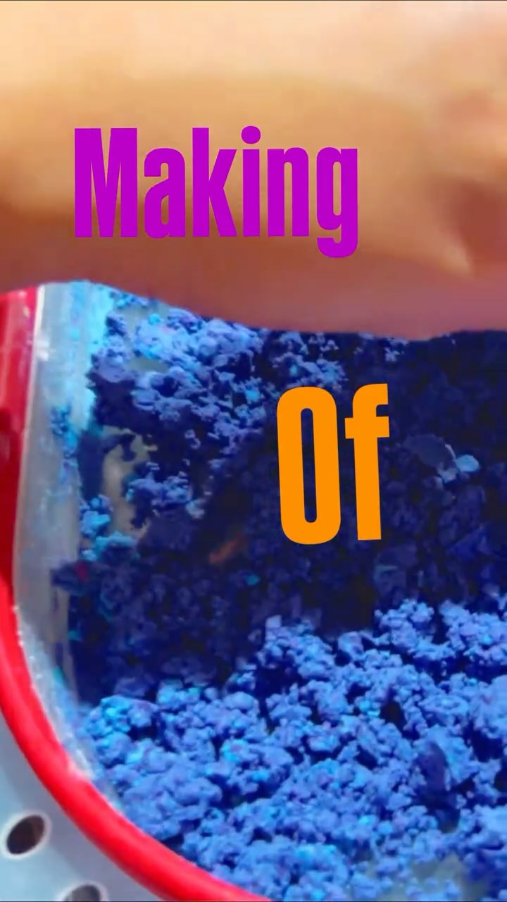 Making of the album cover with a little anecdote about the shoot… 🥶💛
There was no heating in this space, and the shoot took place in the middle of December. 🥶🥶 I spent most of it sitting or lying on a concrete floor—at first, the adrenaline kept me warm, but after a while, I started shivering. @stfwn._ , who took the pictures (and also happens to be my boyfriend), had to keep making jokes to distract me from the cold and help me to keep smiling. 😂 I got sick the next day 🥴🤧 but honestly… totally worth it. 🩵💜💙
Also, I made the color powder myself, which was very fun! It’s just cornflour, in case you were curious… and if you weren’t, well, now you know anyway. 😂🫨
Thank you so much for all your lovely responses to my album cover! 💛💜💙 Super excited for the first single coming out next week—stay tuned for the pre-save link!
#behindthescenes #pianistsofinstagram #colorpowder #albumcoverart #creativeprocess #coldbutworthit #kleurstof #newrelease #classicalcrossover #musicvideo #pianovideo #modernpianist #neoclassical #holipowder #dutchindian #lifeofapianist