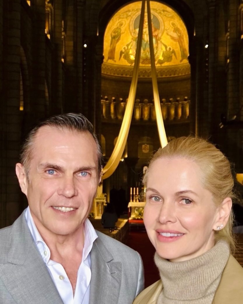 Que la lumière de Pâques illumine nos cœurs et ravive en nous l’espérance. En ce jour de Résurrection, que la paix, la joie et l’amour rayonnent autour de vous. Joyeuses Pâques à toutes et à tous !
*****************************************
#paques #joyeusespaques #monaco #cathédralenotredameimmaculée #cathedralemonaco #charlesphilippedorleans #princecharlesphilippedorleans #princecharlesphilippe #princedorleans #ducdanjou #naomidorleans #naomivaleskadorleans #princessenaomidorleans #princessenaomi #princessedorleans #duchessedanjou #maisonroyaledefrance #france