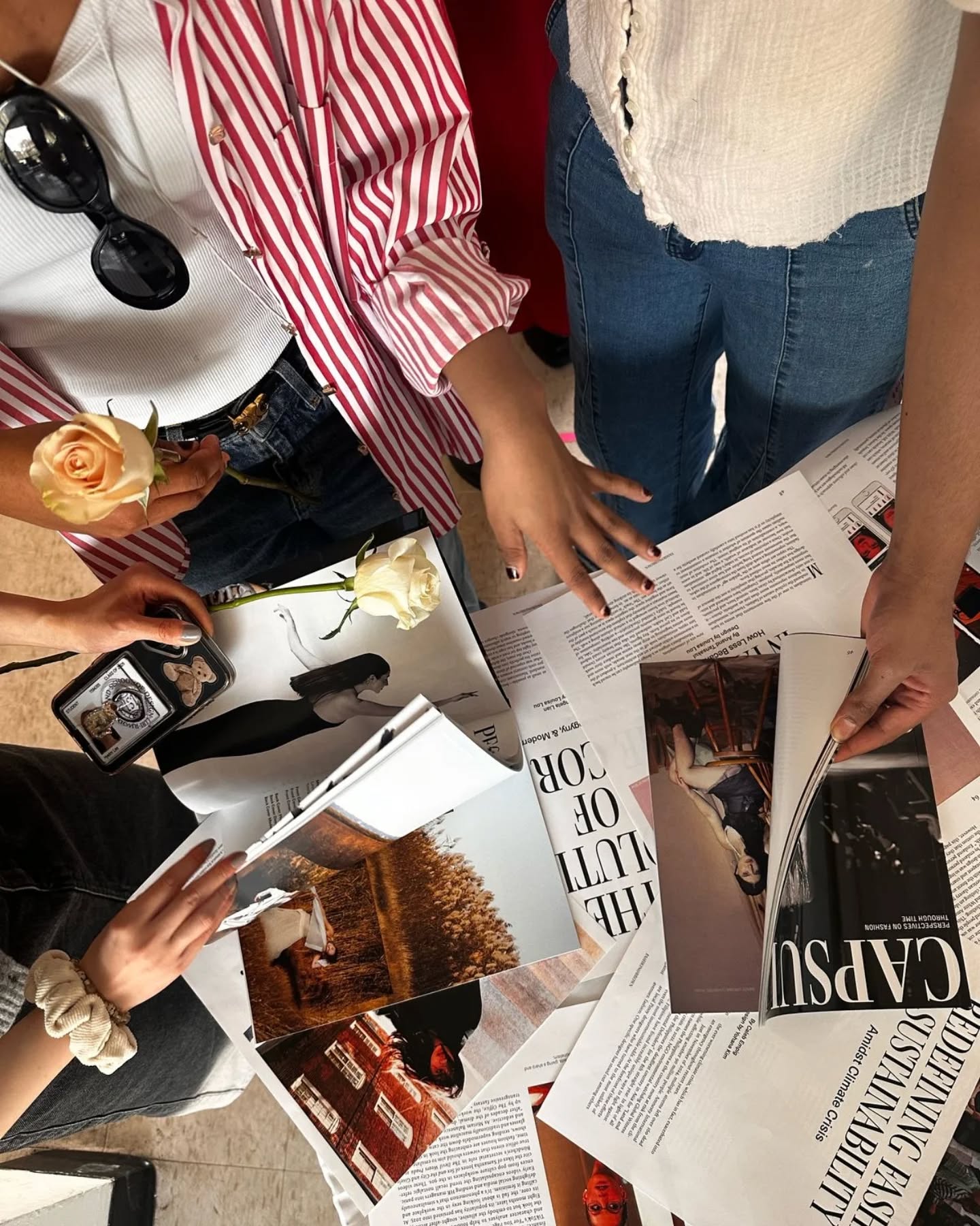 MAGAZINE LAUNCH RECEPTION
CAPSULE: Perspectives on Fashion through Time is OUT! thank you to everyone who worked so hard to make this a success :) If you missed it, you can access the digital copy in our bio 👠