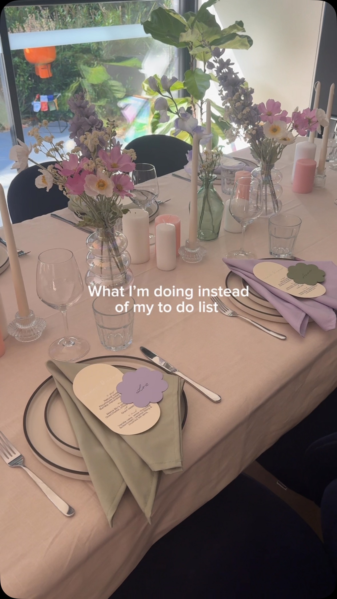 Time well spent 💕 Whimsical Blooms bringing the magic to your dinner table.
Shop now via link in bio.
#dinnerparty #styling #event #smallbusiness #dinnerpartydecor #girlies #womenownedbusiness #besties #fyp