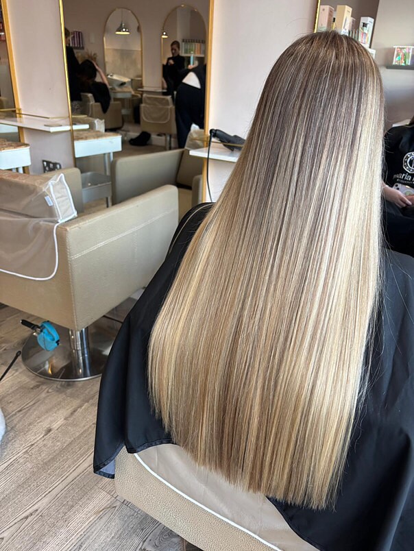 Balayage refresh for Kirsty’s client! What a difference 😍❤️