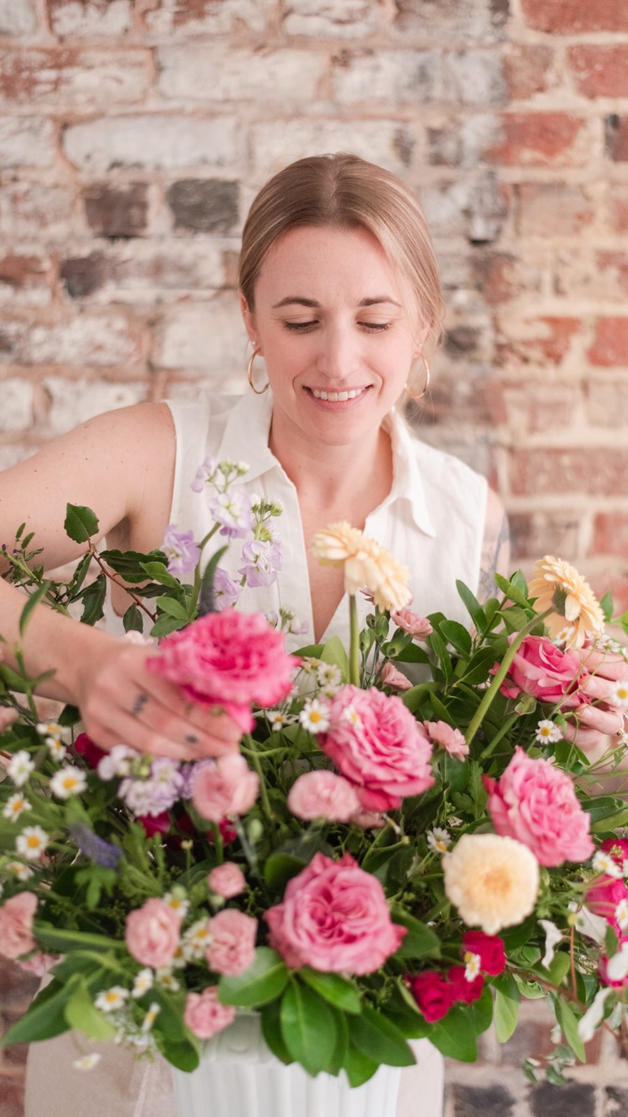 Some behind the scenes of pressing your flowers.
🌺
Paper changing is important in our process of creating pressed floral art. We change the paper in our presses every 1-2 days for the first week or more for a couple of reasons.
First, switching out wet paper for dry helps prevent your flowers from getting moldy. Second, when I open the presses in that first week, I can manipulate how the flowers lay and adjust petals to make sure the finished flower has the shape that I want. It does take a good bit of extra time and energy, but I believe it is a must in order to present you with the highest quality results for your forever keepsakes.
✨
If you’re looking for flower preservation in Richmond, Virginia, check us out at heirbloomcreative.com to see all of the ways you can keep your flowers from life’s most meaningful moments.
.
.
.
.
#pressedflowers #flowerpreservation #pressedflowerart #forever #weddingkeepsakes #weddingflowers #richmond #virginia #rvaweddings #rvaengagement #rvabride #rvaartist #rvasmallbusiness #heirbloom #creative
