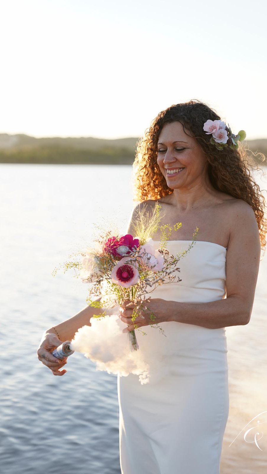 DÉCORATION FLORALE POUR VOS CÉRÉMONIES DE MARIAGE
Maekō vous accompagne dans le choix de vos fleurs et compositions florales pour illuminer ce jour exceptionnel.
Union civile, laïque ou religieuse, la décoration florale sera le reflet de vos émotions.
Maekō vous aide, vous conseille et vous accompagne dans vos choix.
Donnez du sens à votre union et à votre journée avec des choix réfléchis et pensés pour des cérémonies harmonieuses, vivantes et remplies de sens.
Renseignements et demandes de devis :
06.81.76.82.90
maekodesign@gmail.com
Participantes et participants au beau projet organisé par @mariageetbeaute :
@anastasia_officiante @andreabaeza_ @annaandcie_creations @lecrinblanc @le.hangar.location @lesbeauxfreresphotographes @lucasmartin_1109 @mary_patisse66 @collection_stellamaris @tanzodo @annedelamarre_photographie @magali_ongles @nanoomoovcoiffure @chateaunadalhainaut
#narbonne #amour #tendance #sentiments #maeko #fleurs #mariage #union #decorationmariage