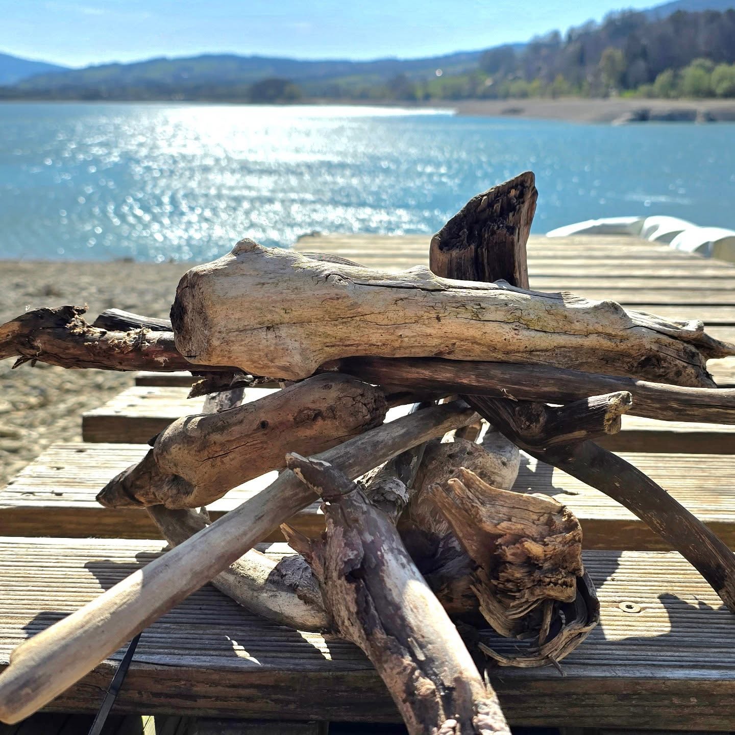 En préparation des futurs marchés...
🪻🌷 10 mai Marché de printemps Gumefens
🍀🌿 24 mai Matran'Fête
Je vous présenterais aussi les produits 🍑@la_haut_cosmethiques_naturels 🍑
👩🦱👩🏻🦱 Et de jolis cadeaux pour la Fête des mamans au Marché de printemps à Gumefens.
Venez nombreuses et nombreux !