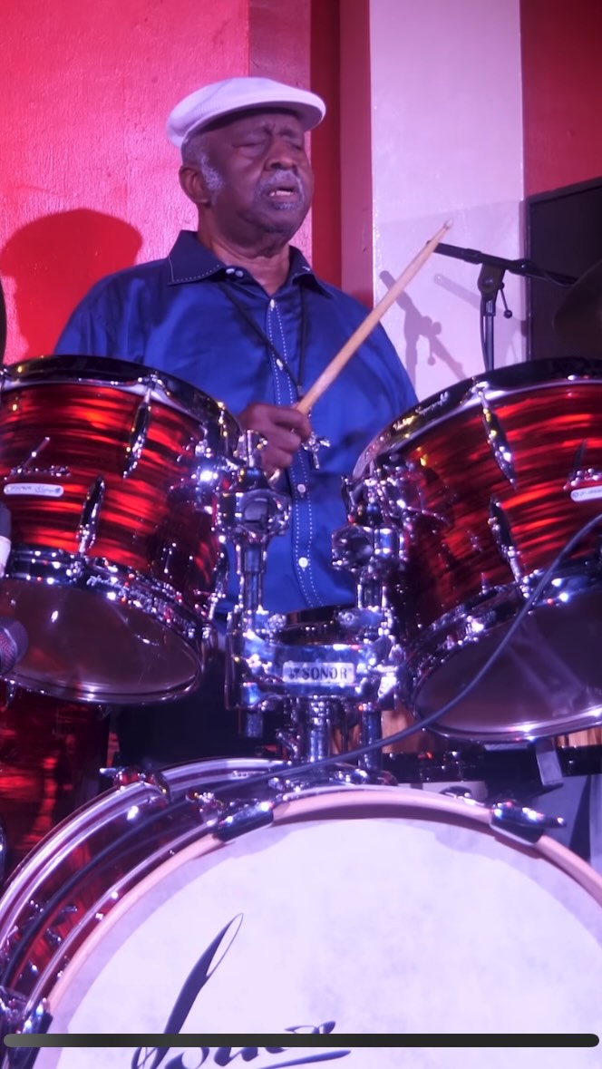 Throwback to a wicked gig at the 100 Club last year with the one and only @bernardprettypurdie 🥁