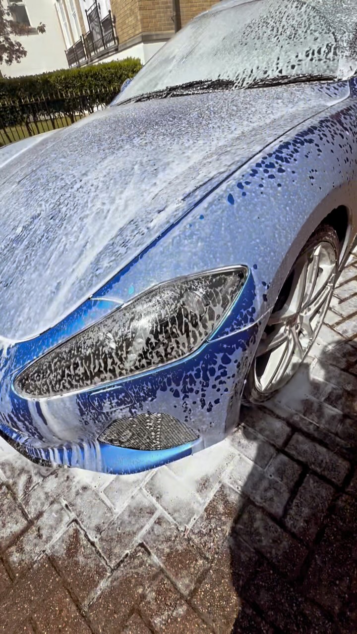 Gran turismo speed Masarati in for its monthly maintenance. #granturismosport #masarati #gtmasarati #detailing #carcleaning #snowfoam #tmdetailscouk