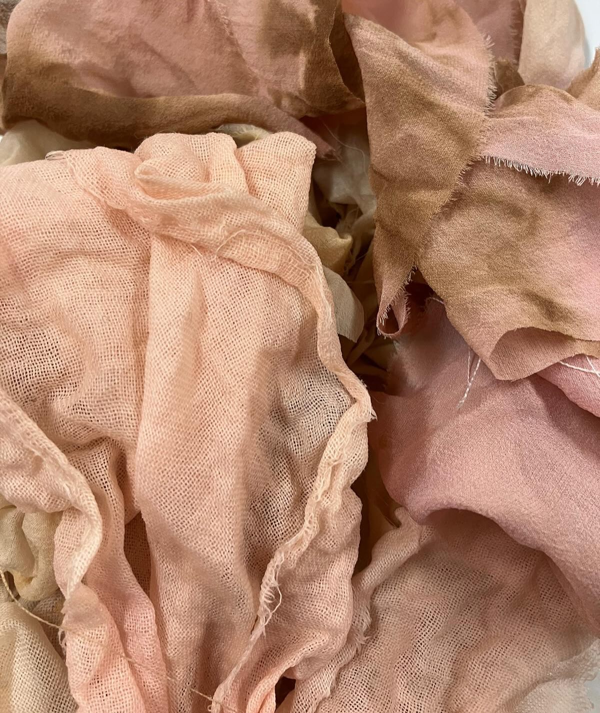 It’s good to be back in the studio, after a week away due to more hospital visits, the weather was warmer so I decided to dye up some more fabric, the photos don’t do it justice to these colours but I am pleased with the results. Faded glamour the definitely are, buttercup and peach Melba with a coordinating pack of glass beads and other bits to make the boxes more yummy, I know it’s taken me longer than planned to get these ready but I still haven’t recovered from my Asthma attack before Christmas but hopefully I can only get better thank you for being patient. These should be ready to for the website soon!
Who’s ready!!
Please get in contact if you have any enquiries
————————————
Website available at top of my page!
————————————
Shipping available for : United States, Canada, New Zealand, Australia and UK
————————————
Instagram: @clare.bullock.maker
Facebook: Clare Bullock Feltmaker
Pinterest: Clare Bullock Feltmaker
————————————
#felting #wetfelting #merinowool #textiles #textile #textiledesign #clarebullockfeltmaker #art #sew4thesoulbook #sew #sewin #bedford #bedfordshire #sharnbrook #workshop #workshops #artist #wool #woolfelt #fabric #threads #slowstitching #stitching #handmade #creativity #creative #embroidery