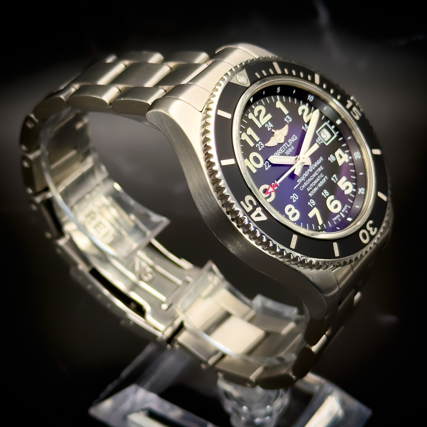 Breitling Superocean II in 42MM
-SOLD-