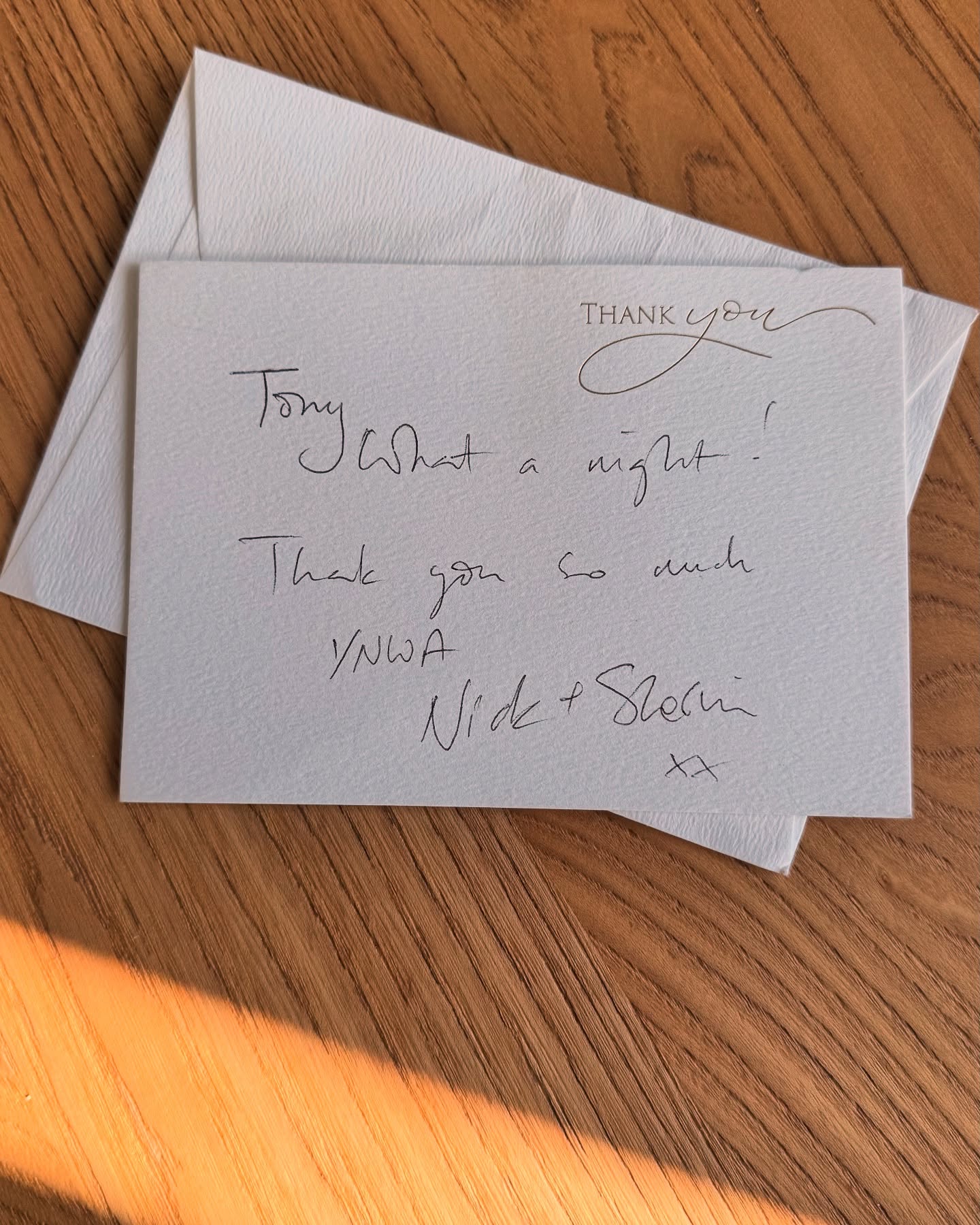 As a Man Utd fan, it hurt to play this song to a room of lovely people and an incredible couple celebrating 30 years of joy….. As the Sugarbumps gaffer, I seldom play many sets now. However, these two are divine, good folks….. And @branca_oxford is a TOP gaff for your celebration!! Call them!! #ynwa #laughter #anniversary