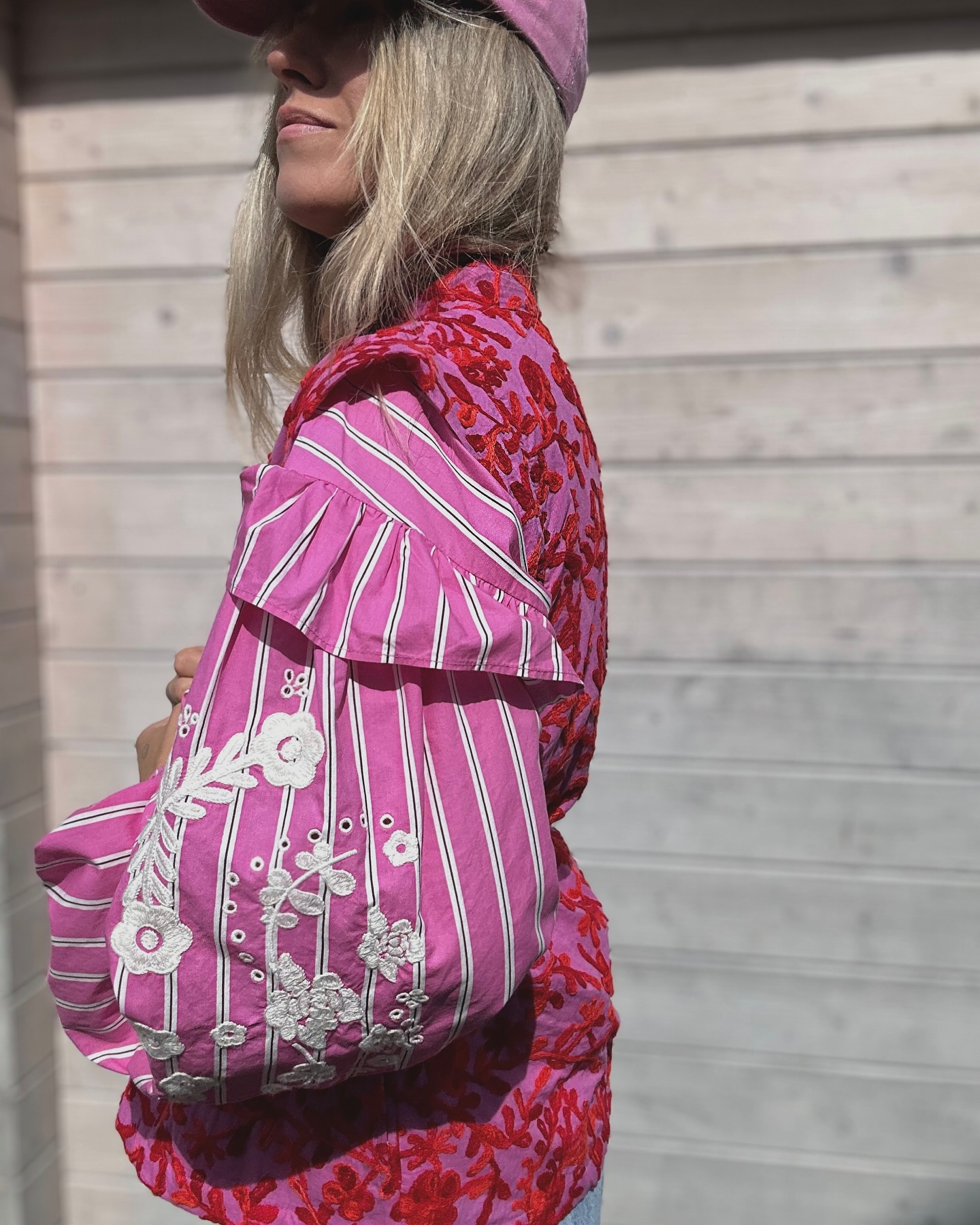 Und noch ein paar pinke Lieblinge 🩷🩷🩷
#ntk #nexttokate #whatkatewore #whatkateloves #whatkatewears #summerlooks #pinklovers #prettyinpink🎀