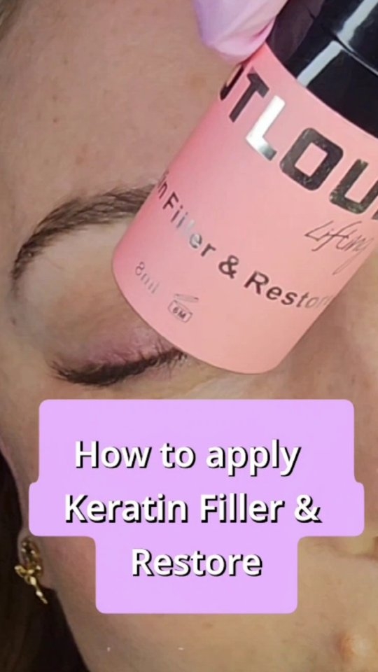 How to apply Keratin Filler & Restore ⭐
1. Apply the keratin from root to tip using an application brush.
2. Use a mascara brush to evenly distribute the product.
3. Fine-tune by adjusting lashes up or down for the desired effect.
4. Let the keratin set to hydrate anf strenghten the lashes.
💦 Keratin restores and nourishes, leaving lashes healthier and voluminious.
#lashlift #keratin #LashLiftPro