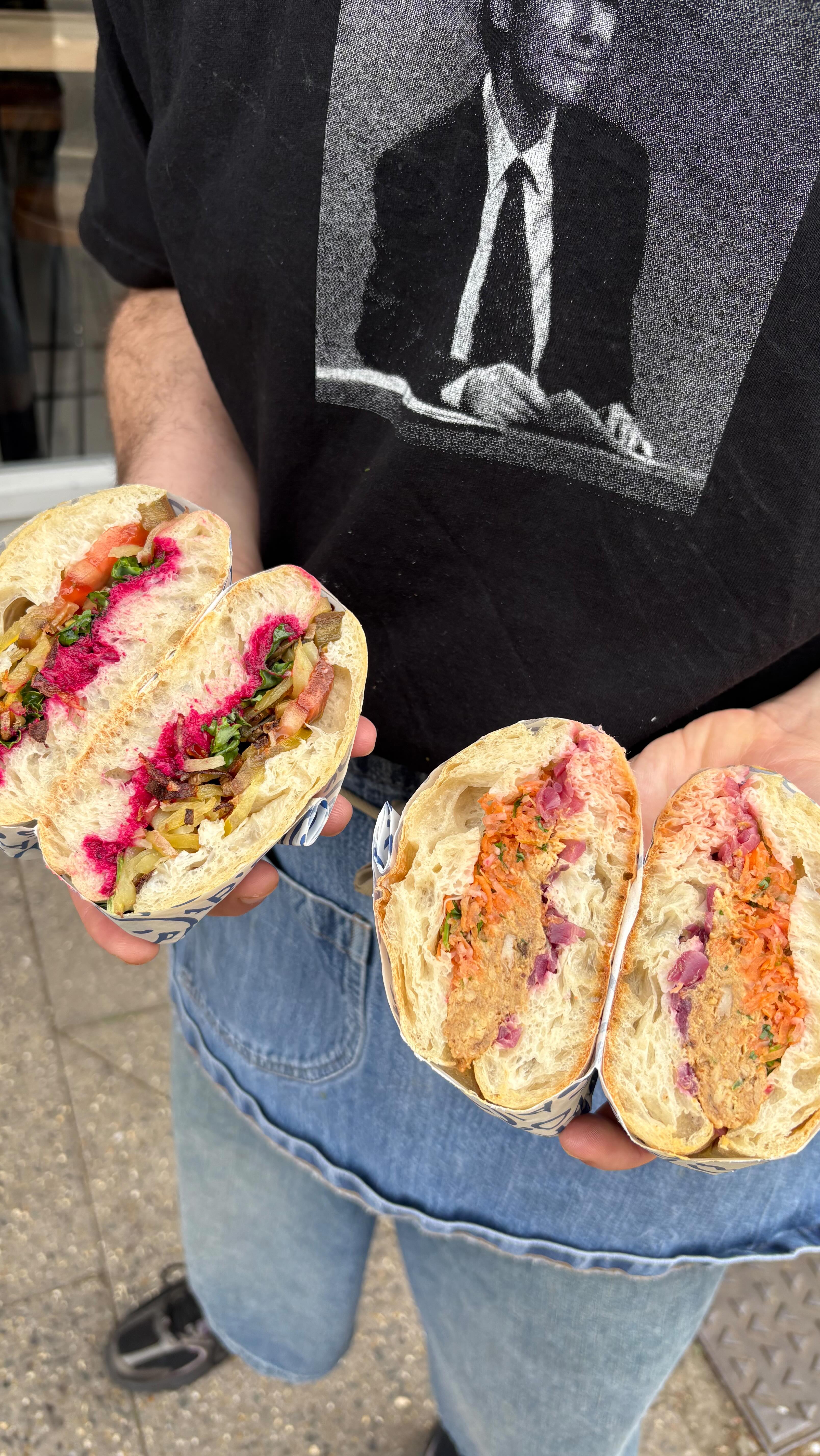 Sandwich roll call 👏📢 The Purple One & The Pork n’ Peanut!
🟣 beetroot purée, heritage tomatoes, matchstick potato, kale & watercress salad in a tomato water dressing
🥜 roasted pork shoulder in a peanut sauce, carrot and radish slaw, pickled red onion
Available til they’re gone every weekday!