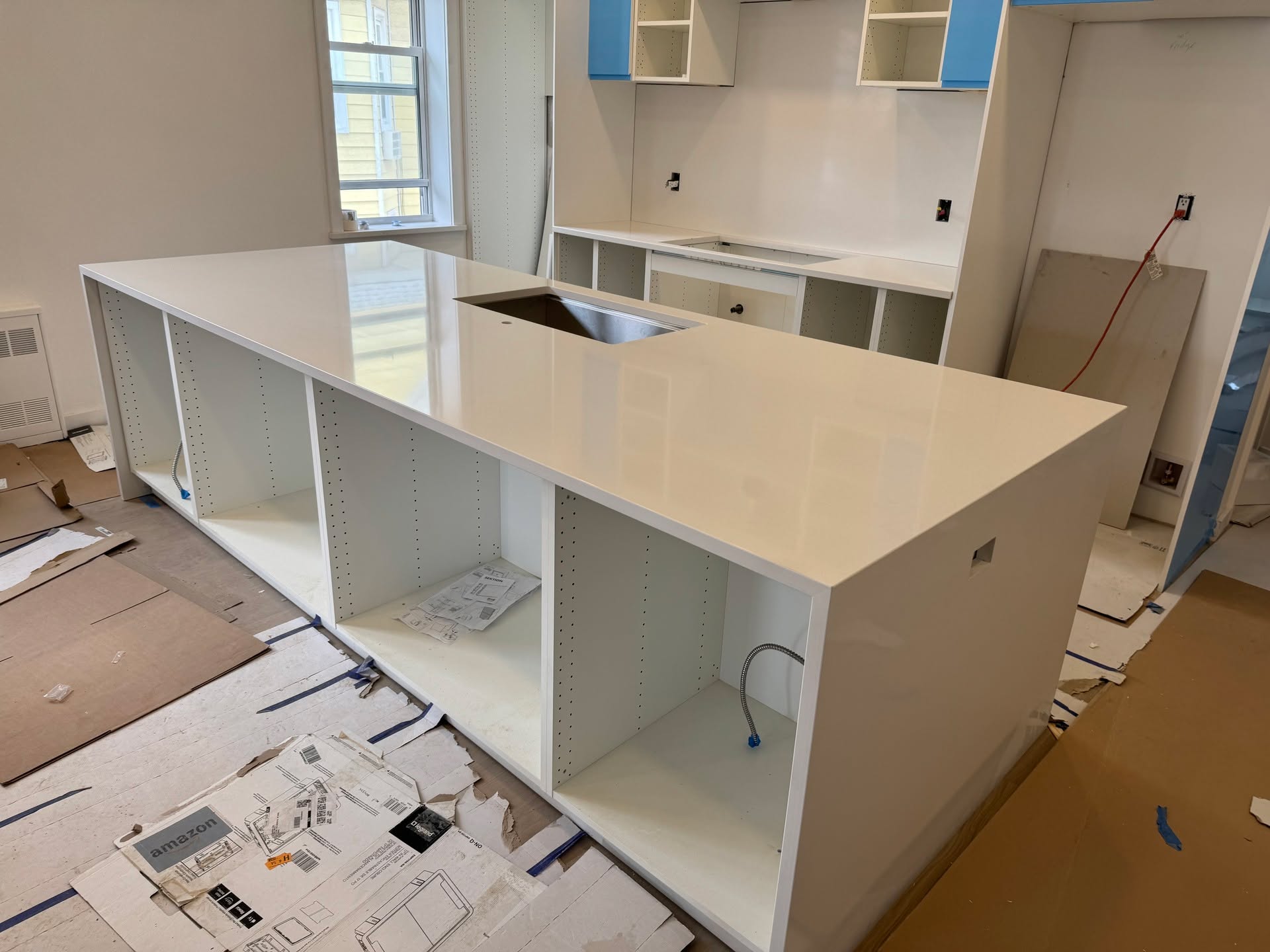 Happy Monday! ⛅️
We recently installed this kitchen countertops with waterfall legs using our in stock color of Pure White Quartz.
Let us help you brighten up your kitchen! Visit or contact us to view our variety of countertop selections🤝
940 Wellington Ave, Cranston, RI 02910
Mon-Fri: 9-5pm / Sat: 9-3pm / Sun: Closed
401-780-9639
www.stonedepotofri.com
#quartz #quartzcountertops #purewhitequartz #whitequartz #whitecountertops #whitekitchen #kitchen #kitchencountertops #stonecountertops #stonefabricators #kitchenideas #kitchenremodel #countertopfabricators #countertops #ri #ma #ct