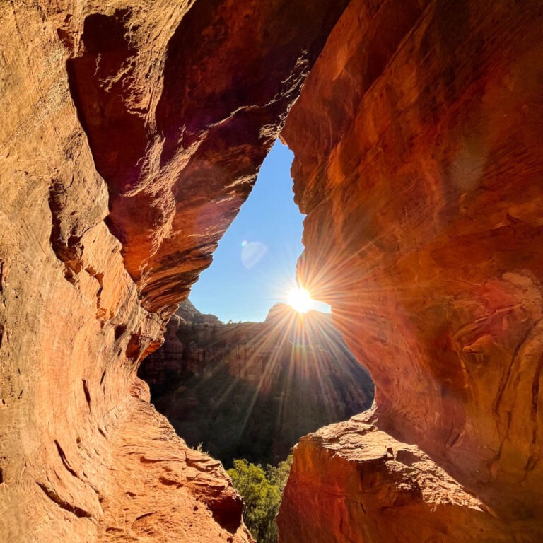 I spent a weekend in Sedona and loved every minute of it, hiking the beautiful red rock. The best way to get to the trails is by E-bike (navigating around the traffic). The town is lively with wonderful restaurants and bars. Sedona is a Dark Sky Community alive with bright stars. It's a must for a weekend get away. 2 hours from PHX, 45 minutes Flagstaff. #monterratravel #sedona #weekendgetaway☀️ #sunnyvacation #hikingadventures #ebiking #luxurytravel