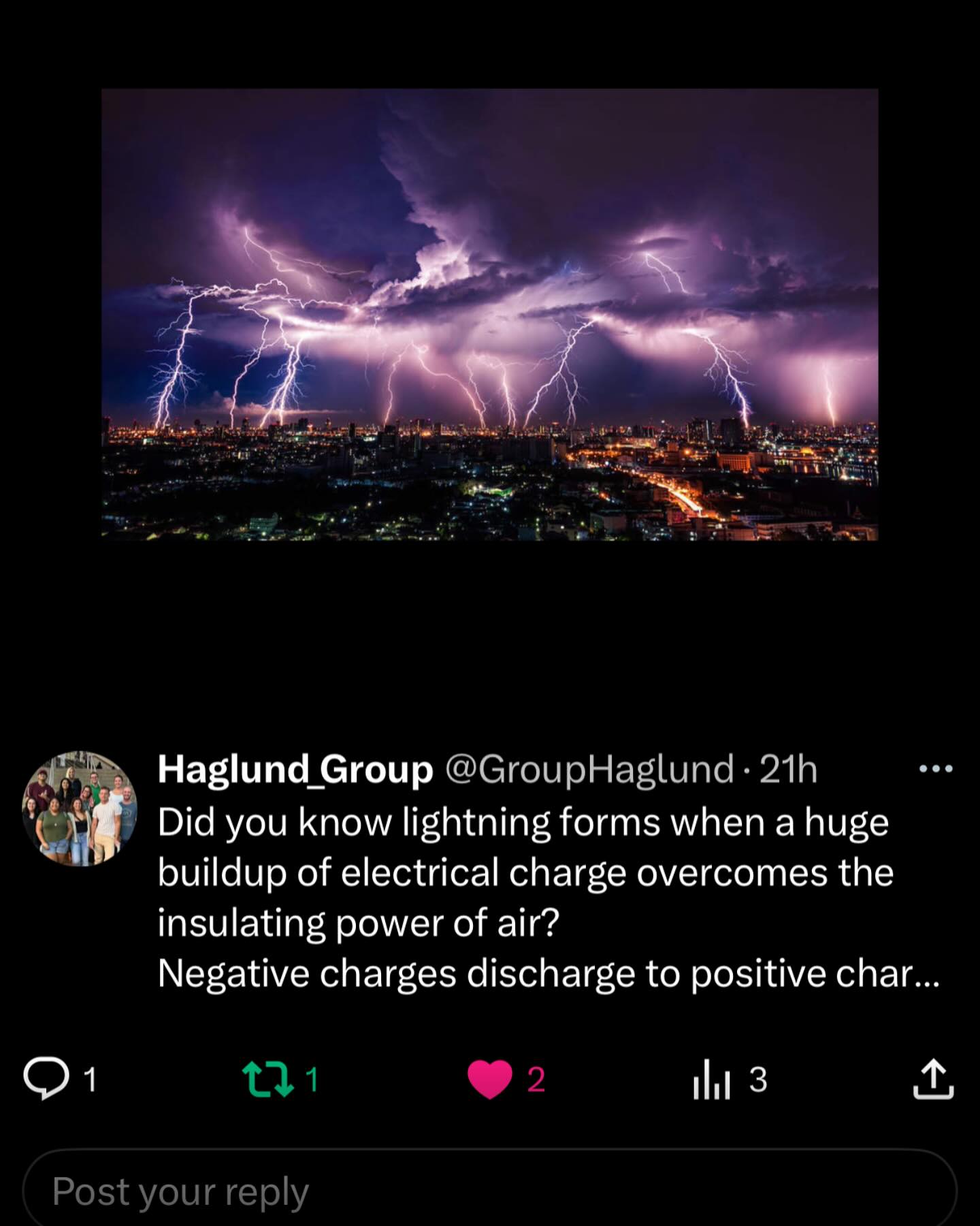 Did you know lightning forms when a huge buildup of electrical charge overcomes the insulating power of air? Negative charges discharge to positive charges in the ground. When the enormous heat from the lightning rapidly expands the air molecules, it creates a shockwave (thunder)
Reference: https://www.noaa.gov/jetstream/lightning/how-lightning-is-created
#thunder #thunderstorms #lightning #funfacts #funfactfriday #funfact #scientificfacts #hawaii #universityofhawaiiatmanoa #uhm #universityofhawaiia #uh #science #DNA #chromosomes #researchgroup #haglundgroup #drhaglund