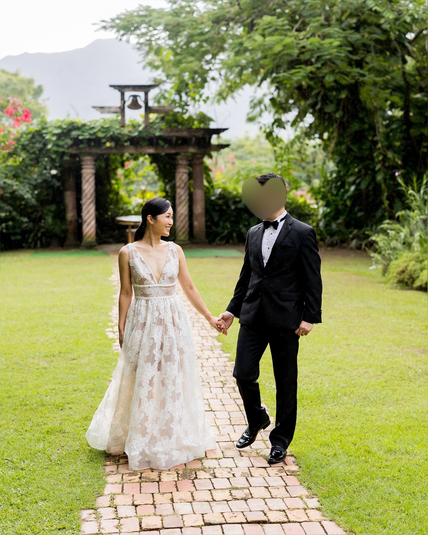 豊かな自然の中でウェディングフォトを撮ってもらいました💐
現地プエルトリコのフォトグラファーに撮影をお願いしたので、日本では撮れないような写真になり良い記念になりました🥰
#プエルトリコ #ウェディングフォト #ウェディングブーケ #自作 #スーパーの花 #puertorico #weddingphotography